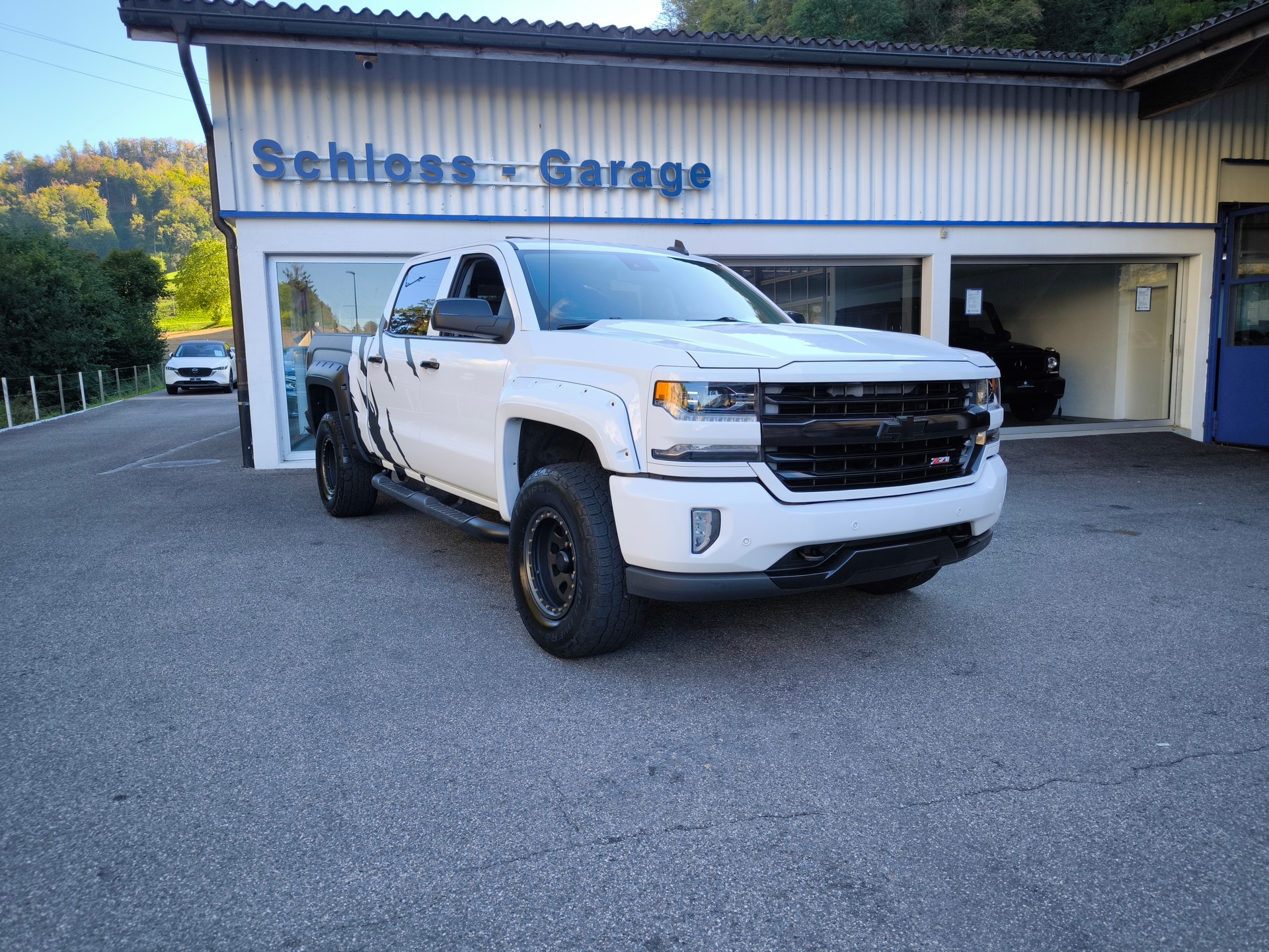 CHEVROLET Silverado 1500 Crew Cab 5.3 AWD-image-1