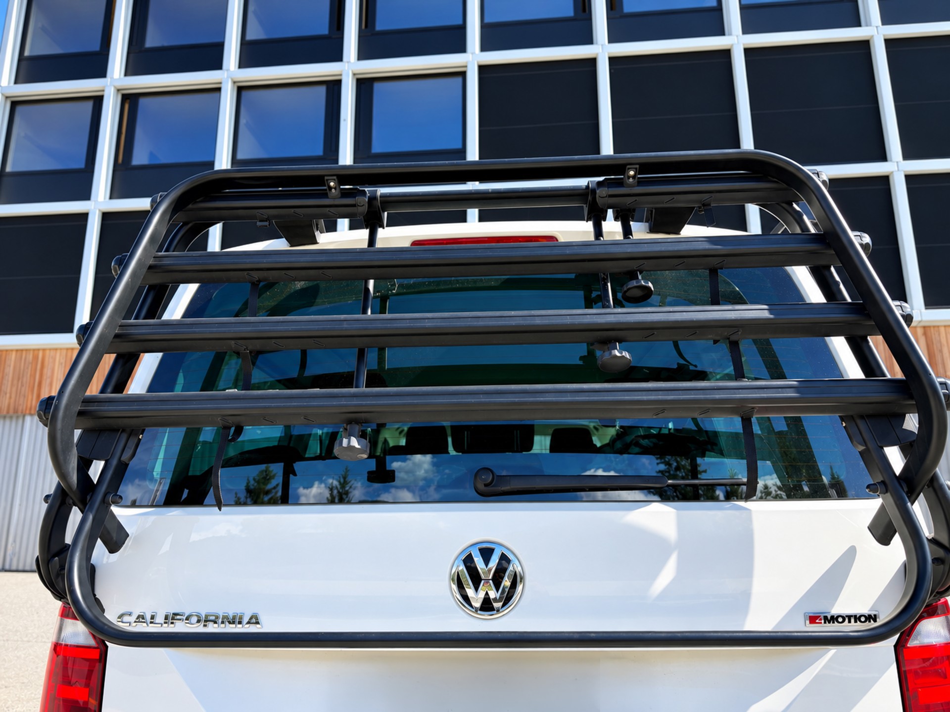 VW 2.0 TDI 204 Beach Ed. DSG 4m-image-2