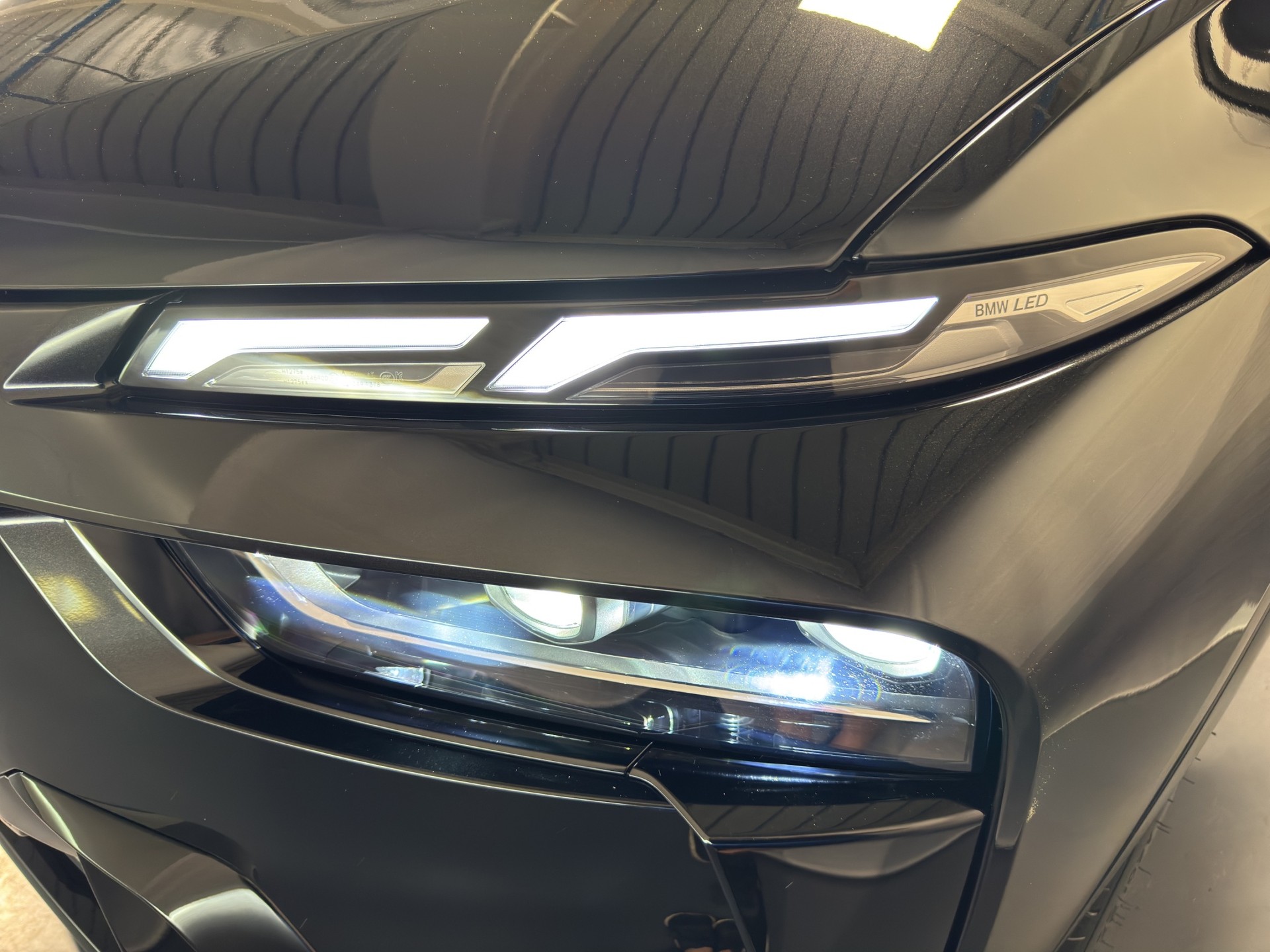 BMW X7 40i xDrive SAG-image-6