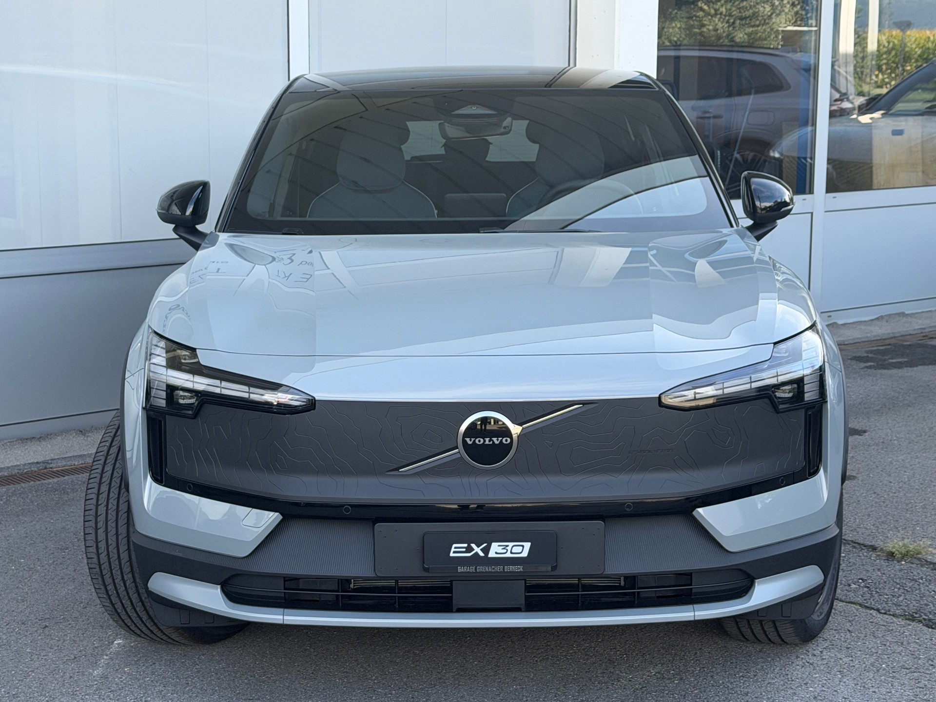 VOLVO EX30 Cross Country E60 Twin Performance AWD-image-20