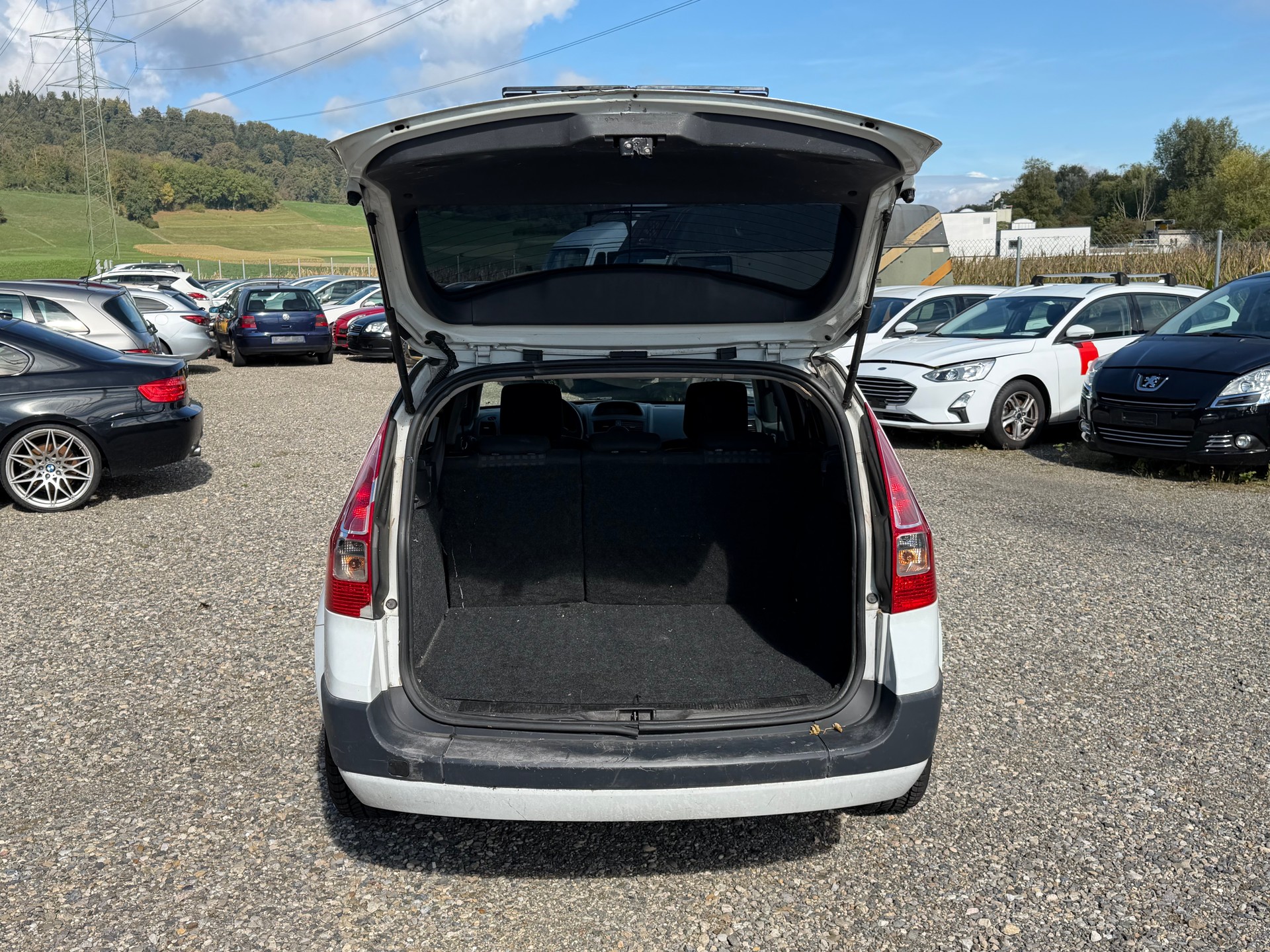RENAULT Mégane Break 1.5 dCi Expression-image-13