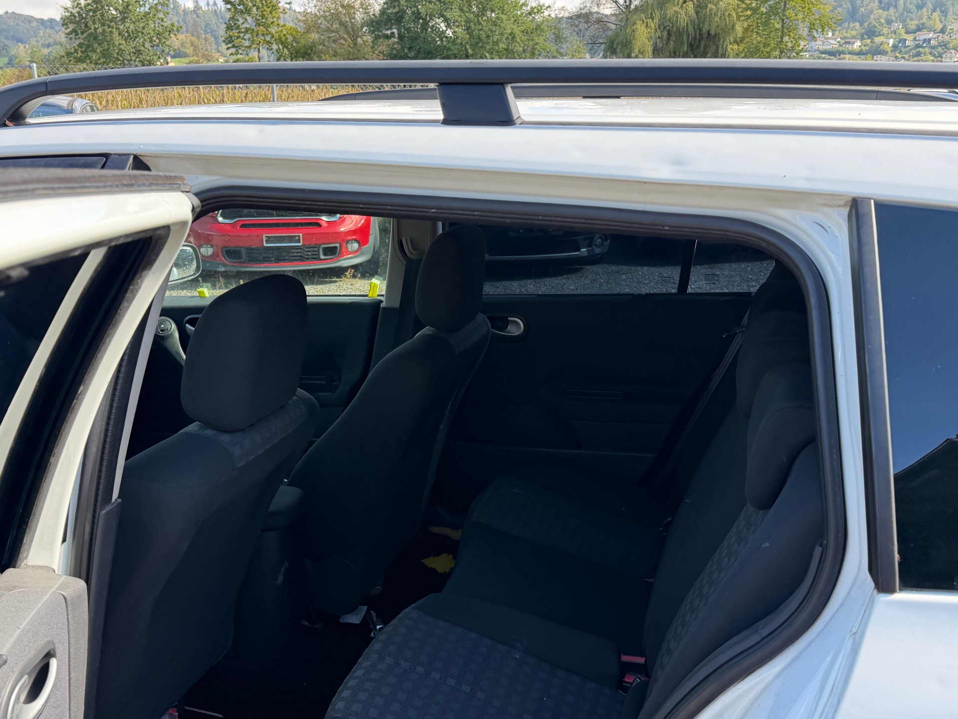 RENAULT Mégane Break 1.5 dCi Expression-image-8