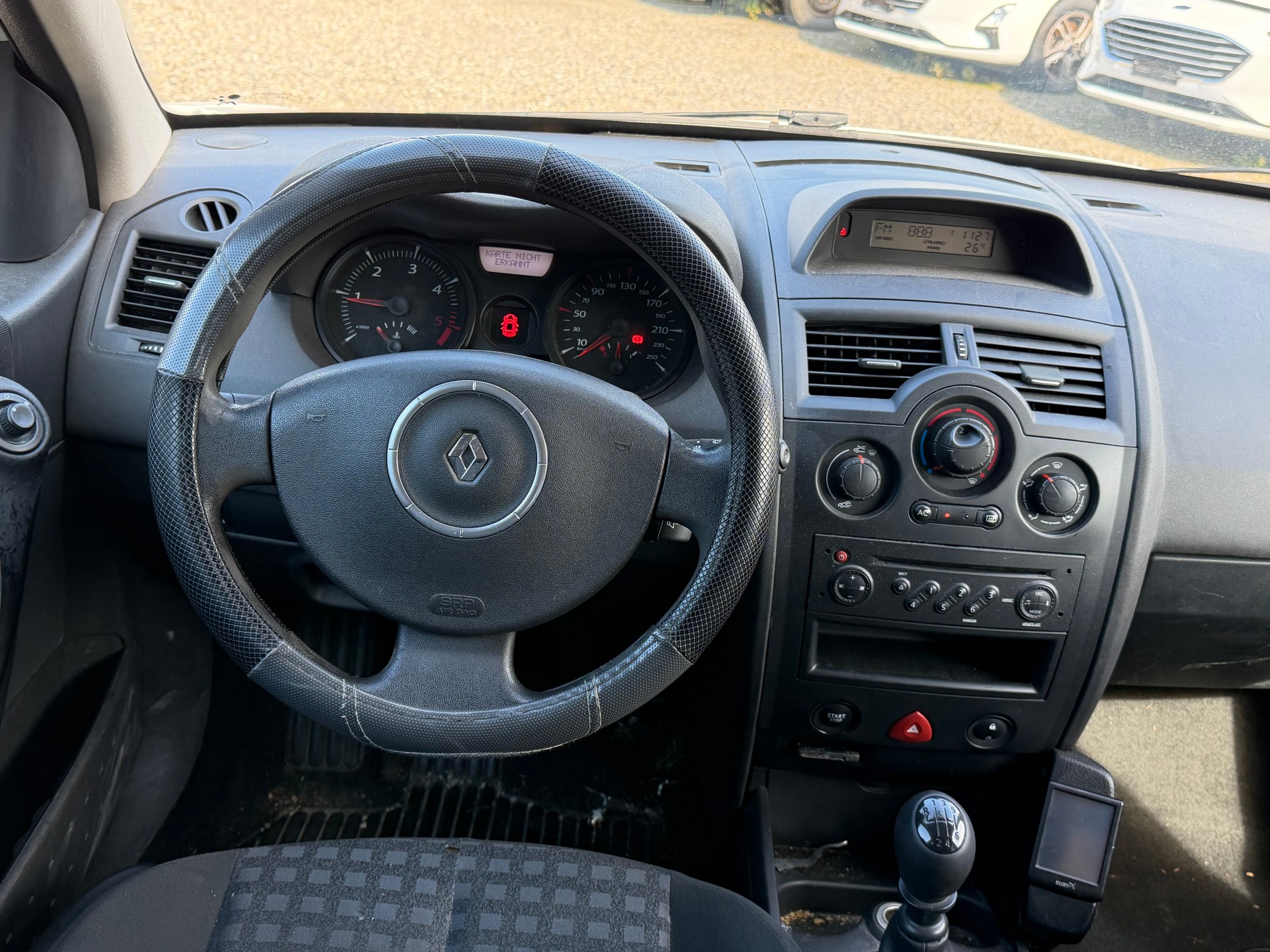 RENAULT Mégane Break 1.5 dCi Expression-image-5