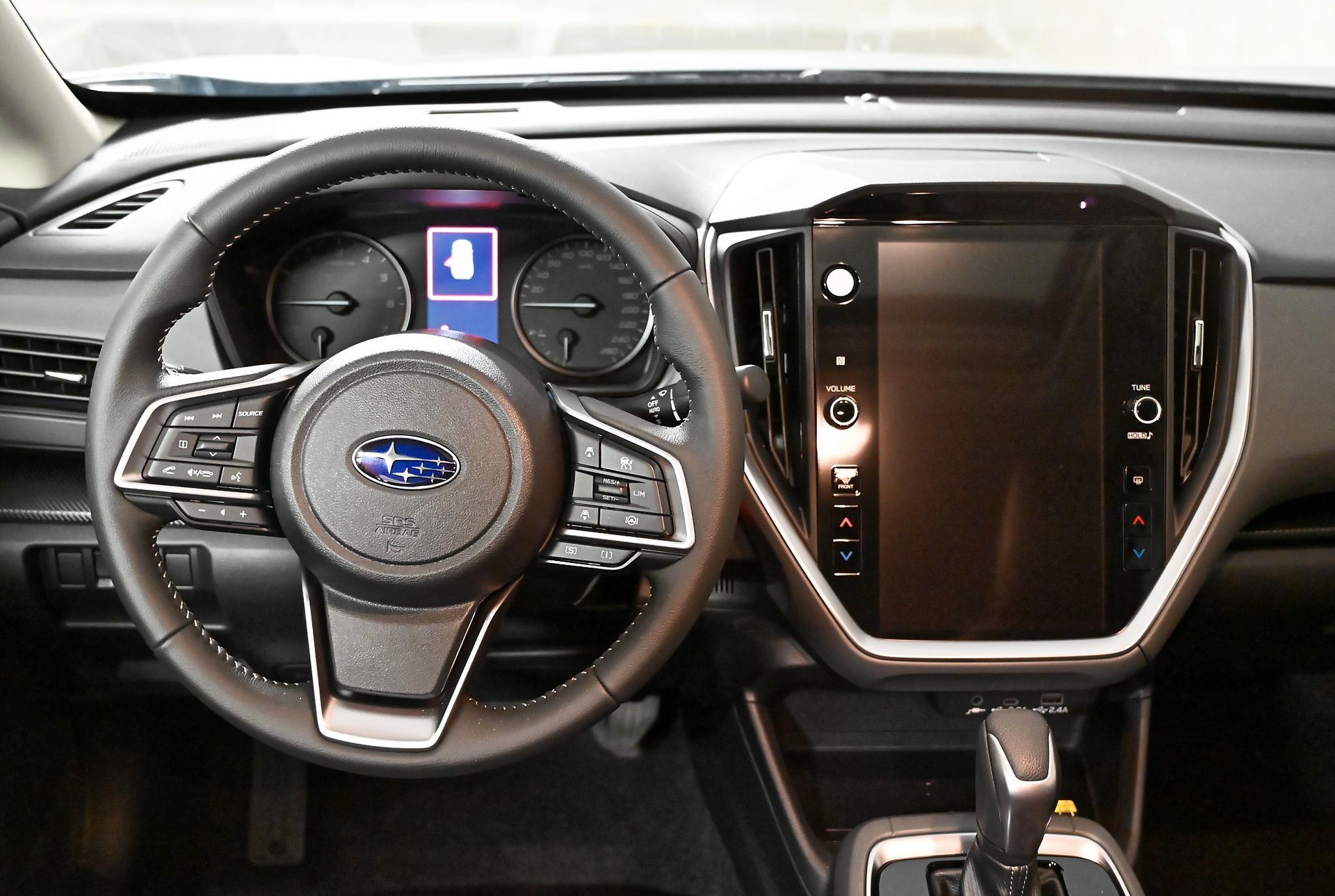 SUBARU Crosstrek 2.0i e-Boxer Luxury-image-4