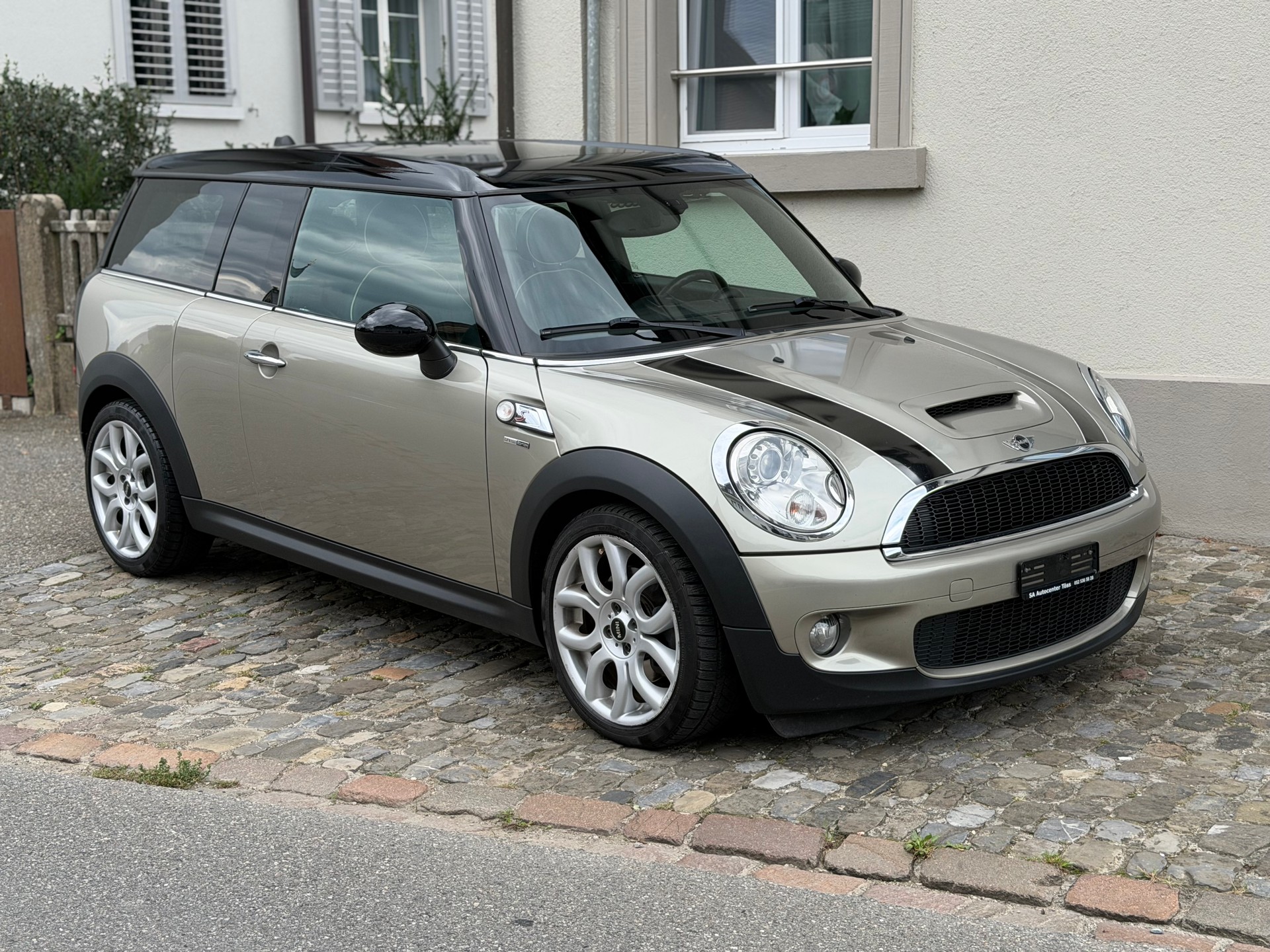 MINI Clubman Cooper S | 175PS | Frisch MFK 2026 | Leder | Panorama Glas. | Xenon | Navigation | Bluetooth-image-3