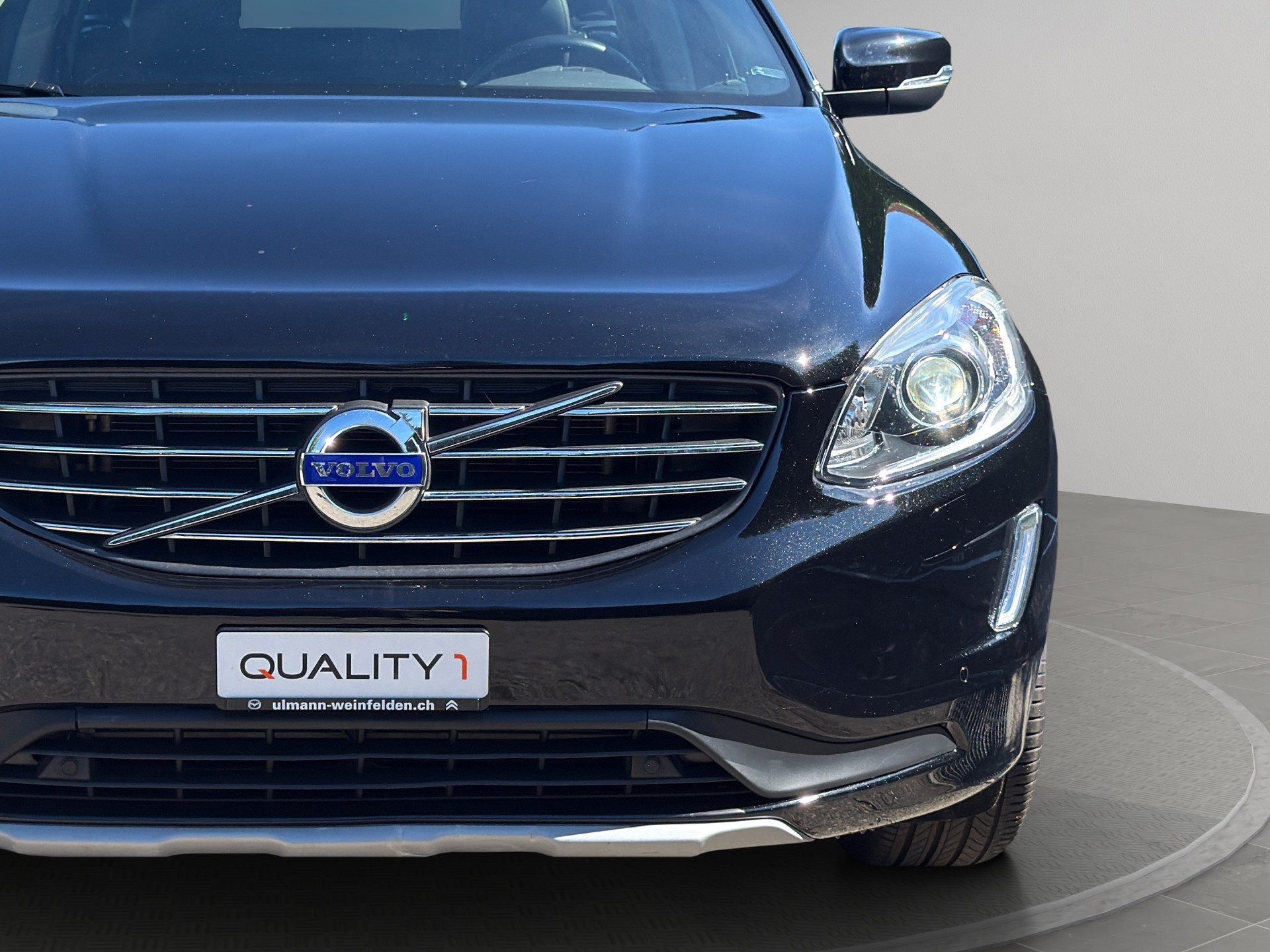 VOLVO XC60 T5 AWD Summum Geartronic-image-4