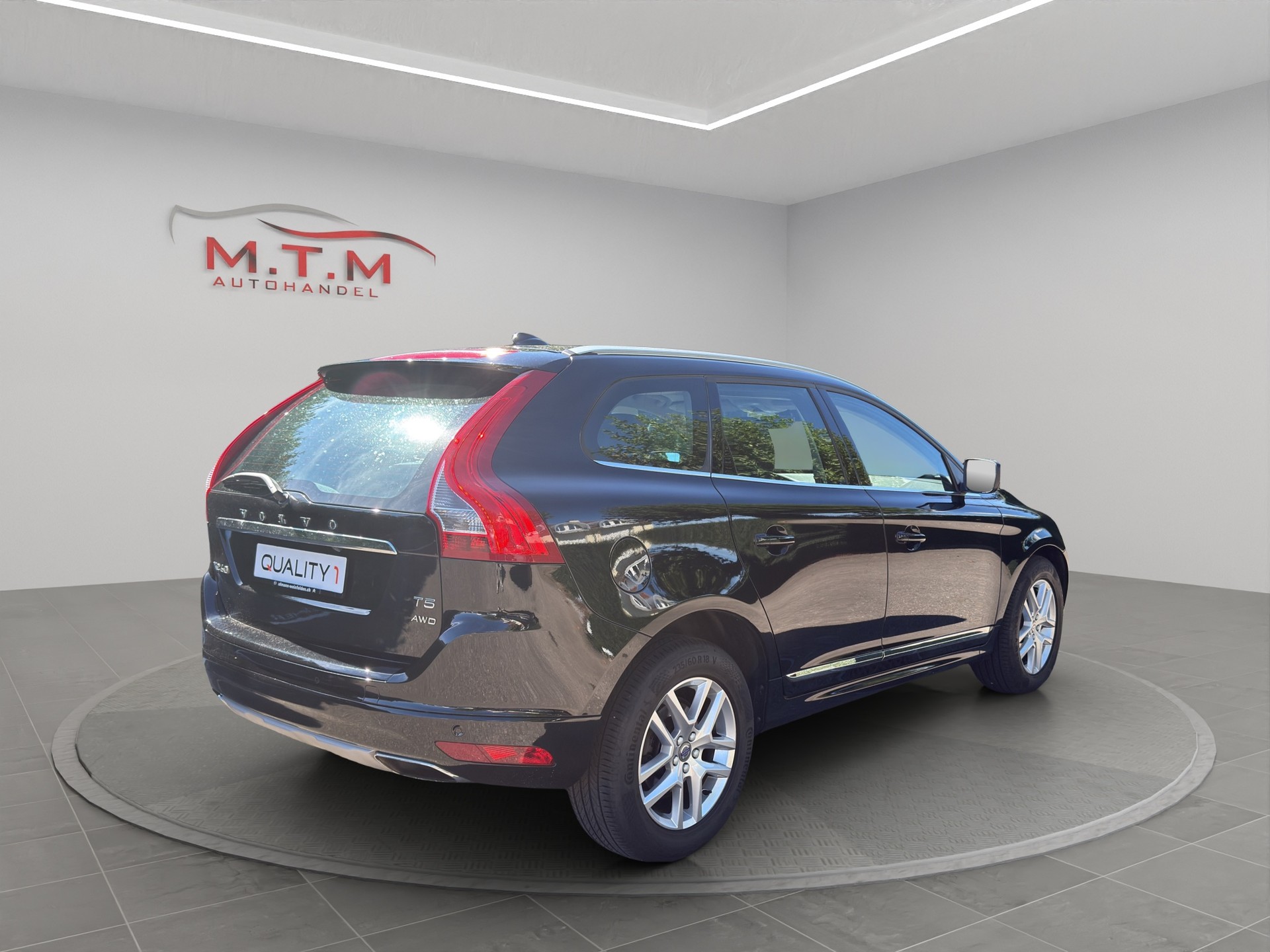 VOLVO XC60 T5 AWD Summum Geartronic-image-11