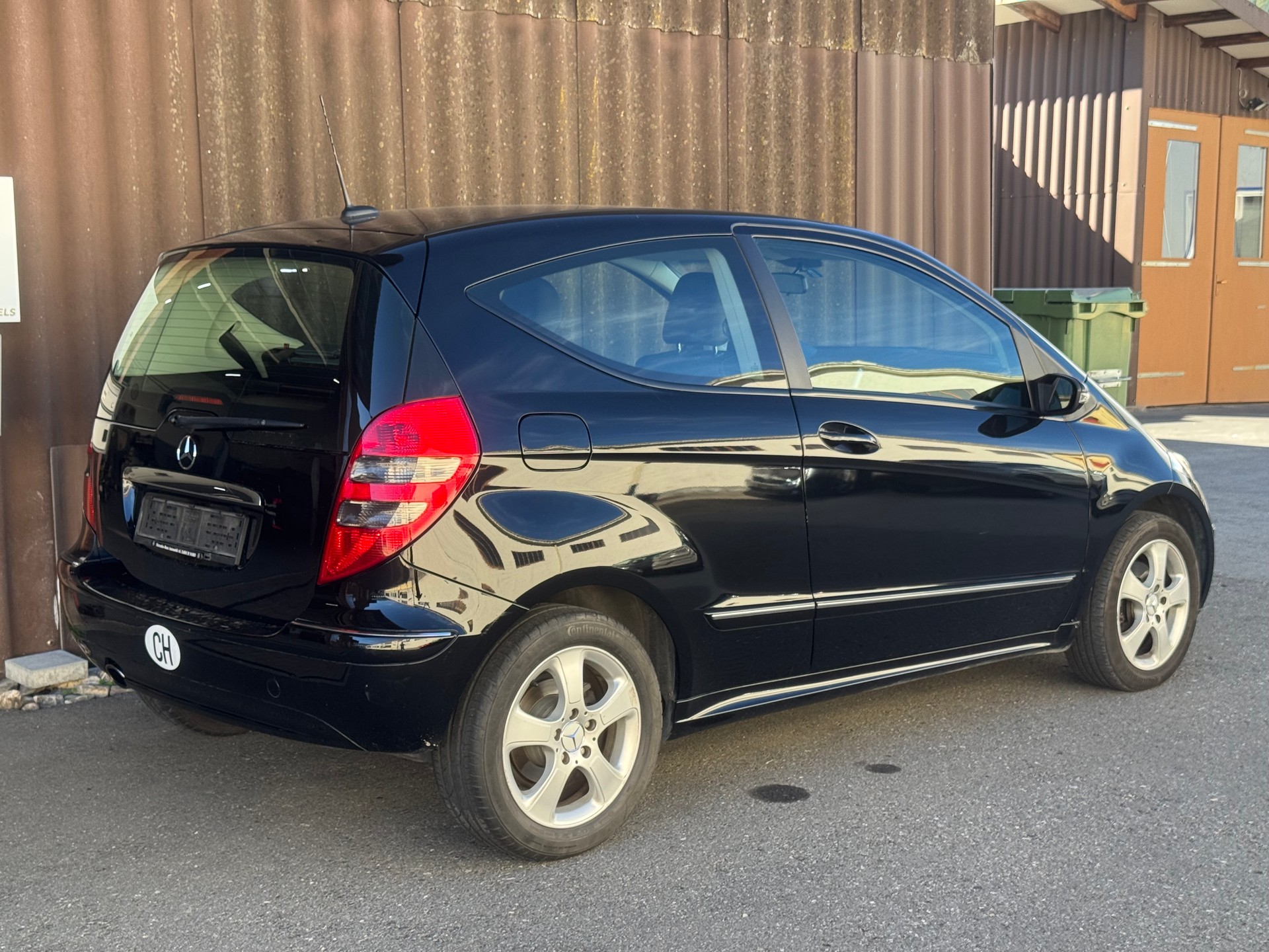MERCEDES-BENZ A 150 Classic-image-2