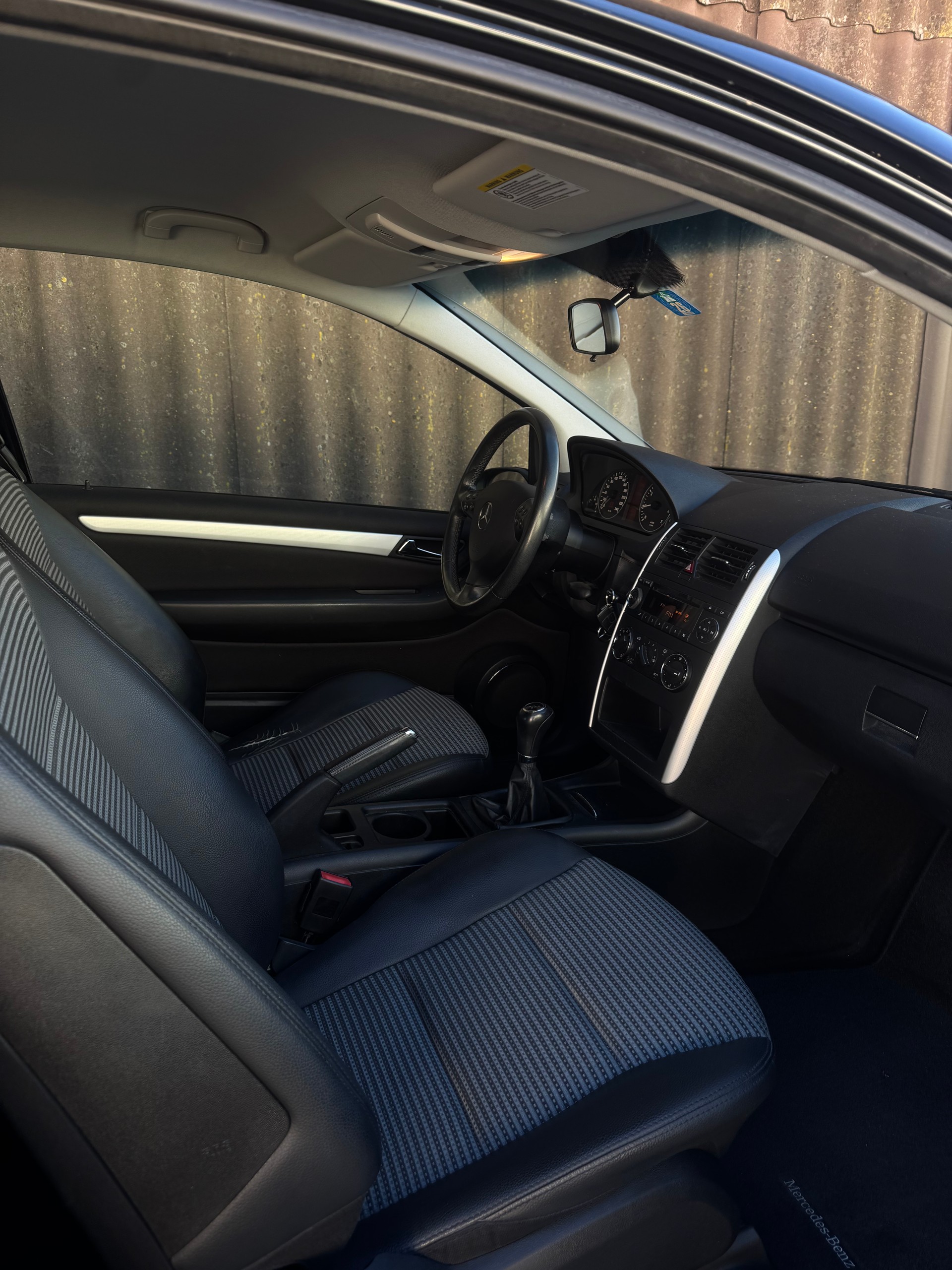 MERCEDES-BENZ A 150 Classic-image-8