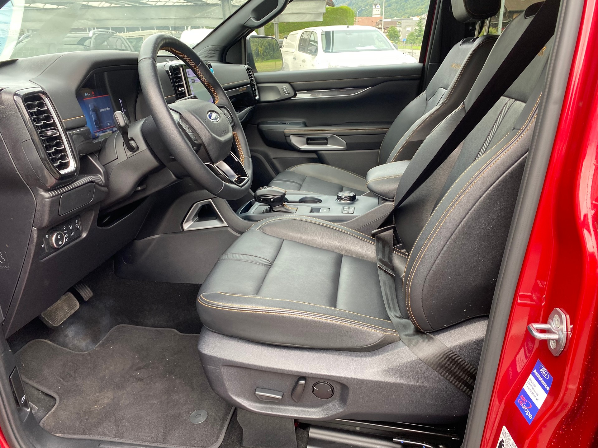 FORD Ranger Wildtrak 2.0 Eco Blue e-4WD Automat-image-2