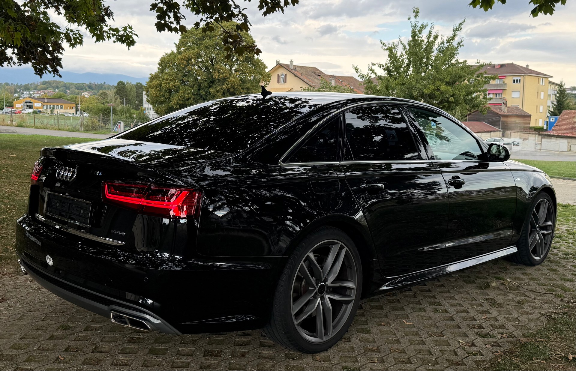 AUDI A6 Limousine 3.0 TDI V6 quattro S-tronic-image-1