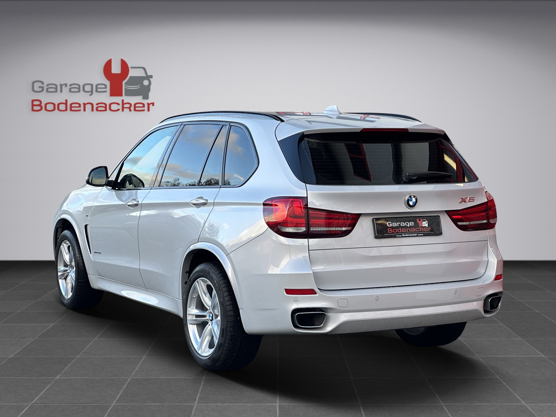 BMW X5 xDrive 40d Steptronic * 313PS * M Sport Paket *-image-2