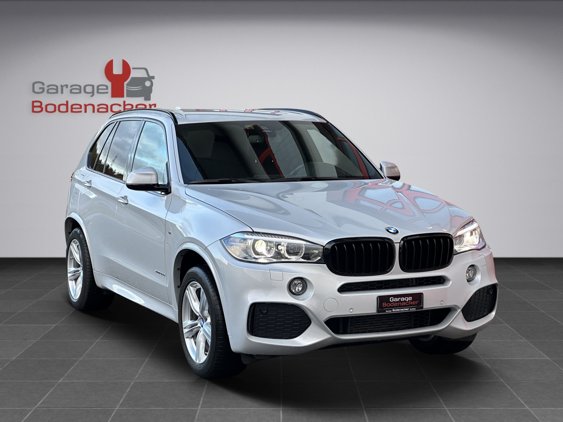 BMW X5 xDrive 40d Steptronic * 313PS * M Sport Paket *-image-5