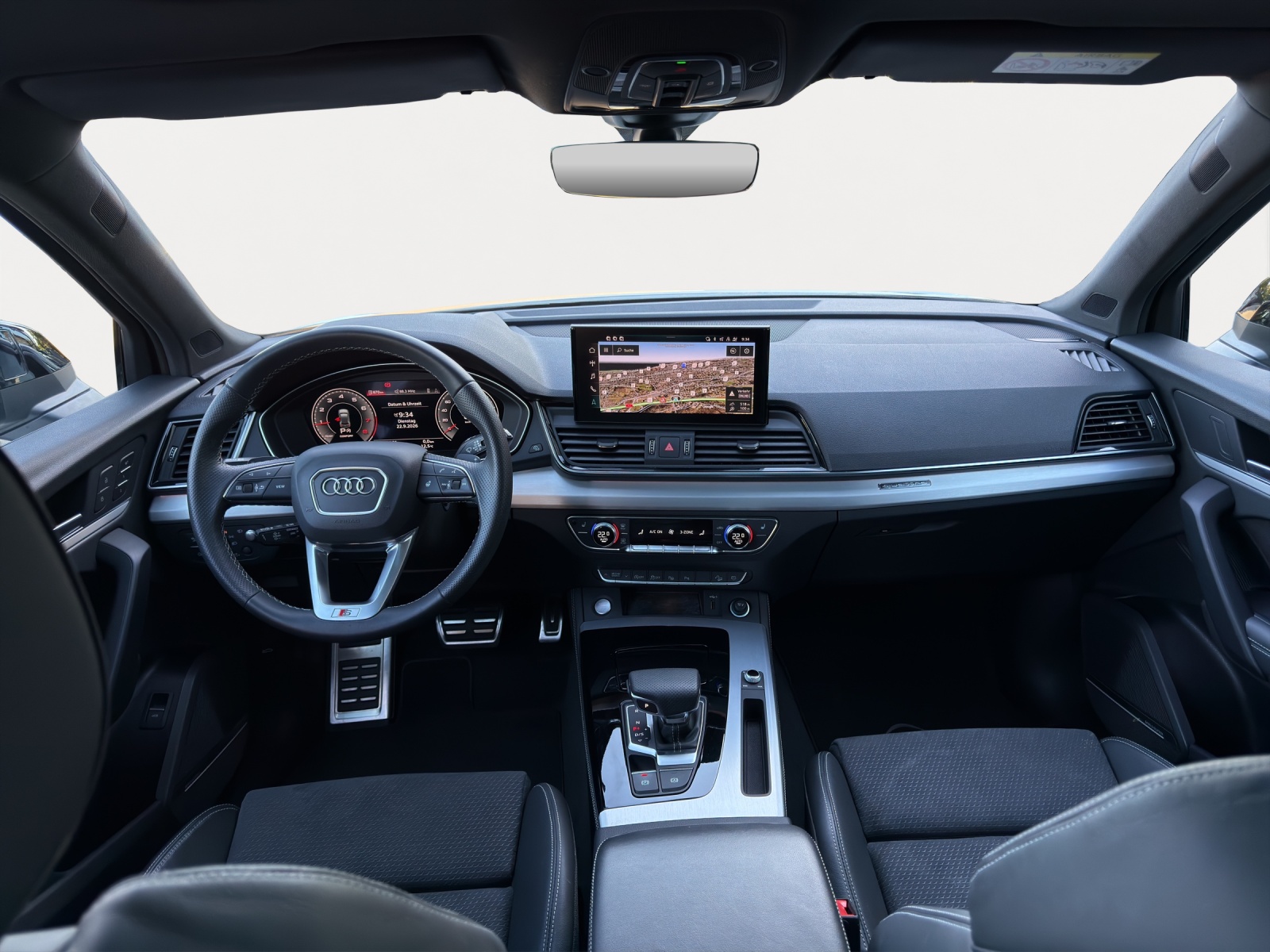AUDI Q5 Sportback 45 TFSI S line quattro S-tronic-image-5