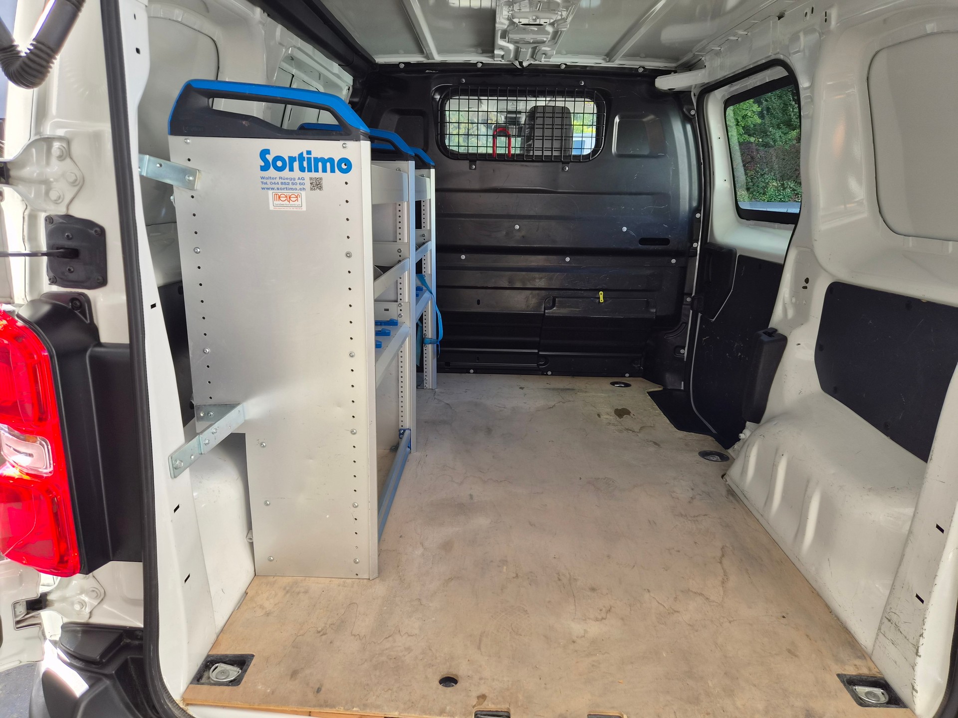 CITROEN Jumpy 1.6 BlueHDi 95 XS Attraction-image-7