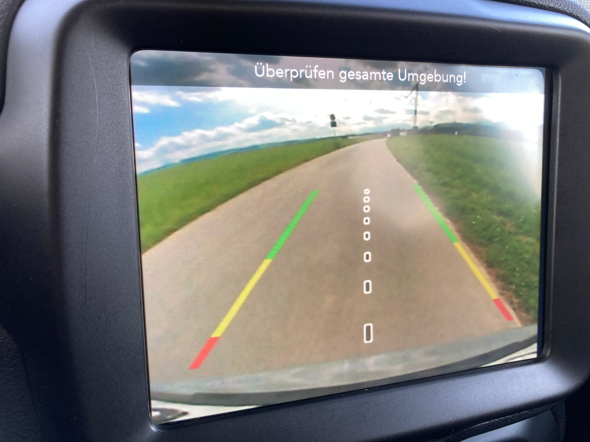 JEEP Renegade 1.3 T PHEV Trailhawk AWD mit Geländeuntersetzung-image-26
