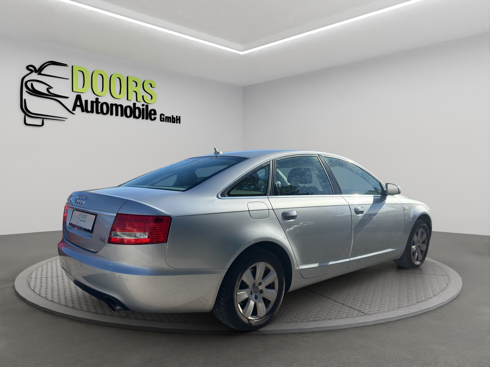 AUDI A6 Limousine 3.2 V6 FSI quattro-showroom-element-3