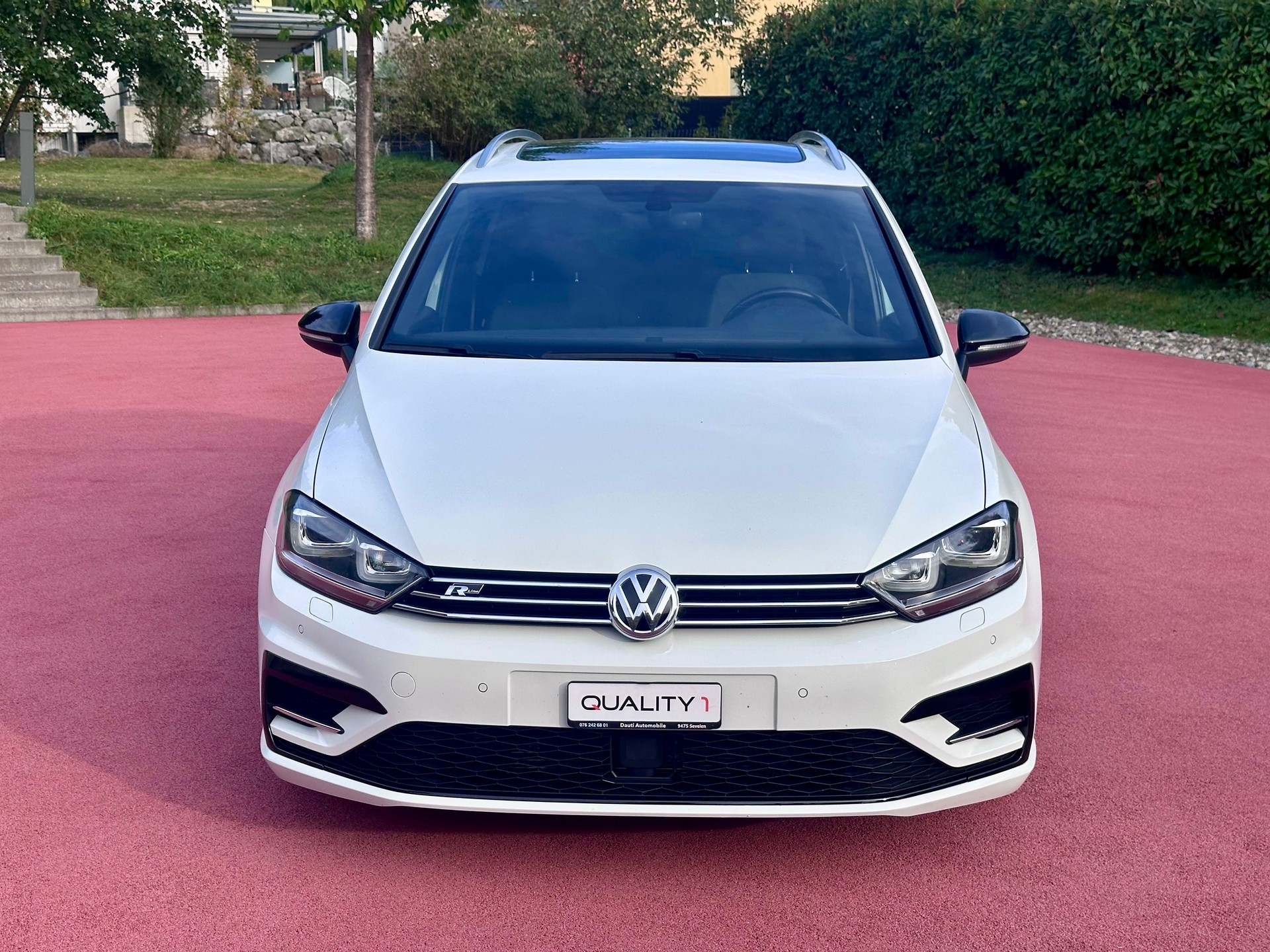 VW Golf Sportsvan 1.4 TSI Allstar R-Line DSG-image-1