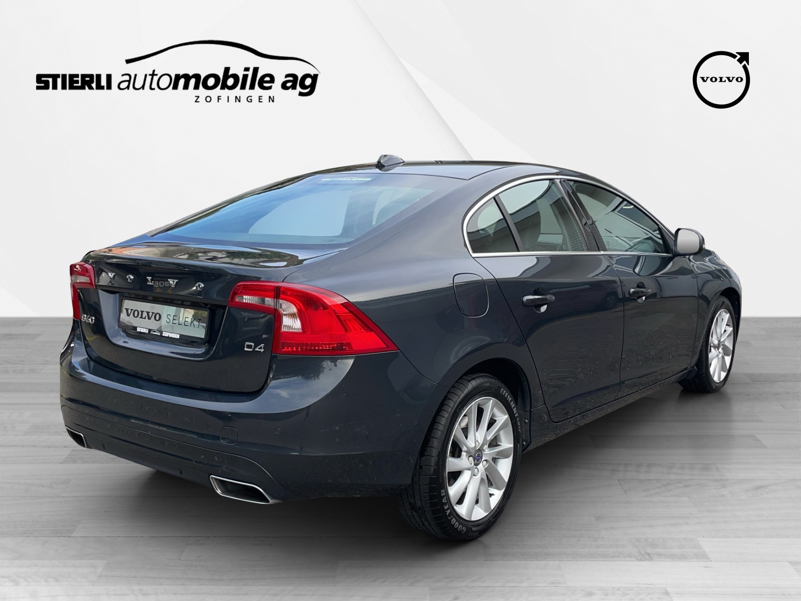 VOLVO S60 2.0 D4 Summum S/S-image-4