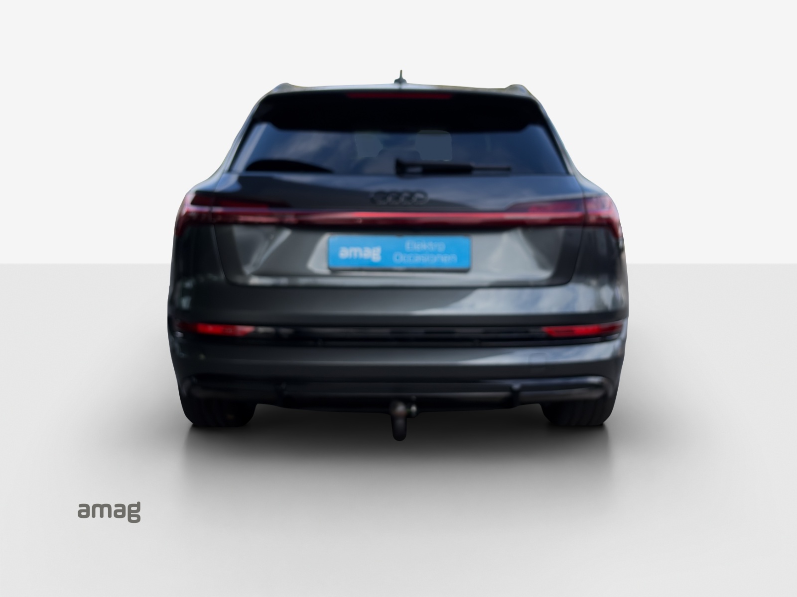 AUDI e-tron 55 S Line Black Edition quattro-image-4