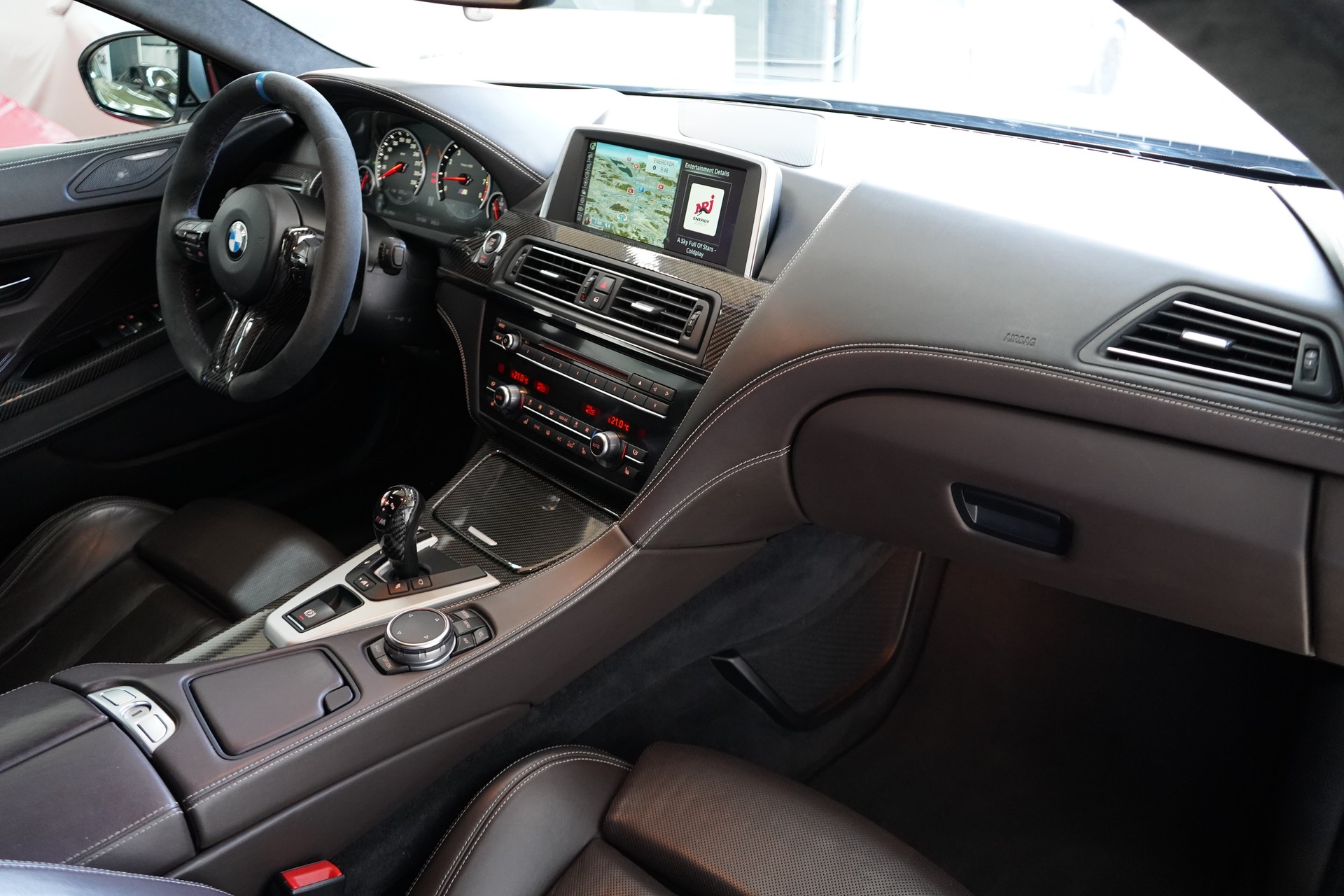 BMW M6 Gran Coupé Drivelogic / Frozen Silver Met. **-image-26