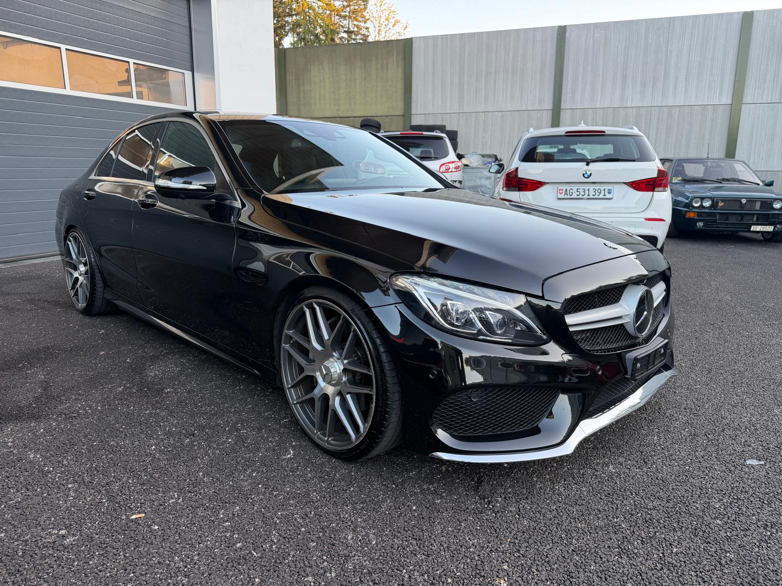 MERCEDES-BENZ C 400 AMG Line 4Matic 7G-Tronic-image-4