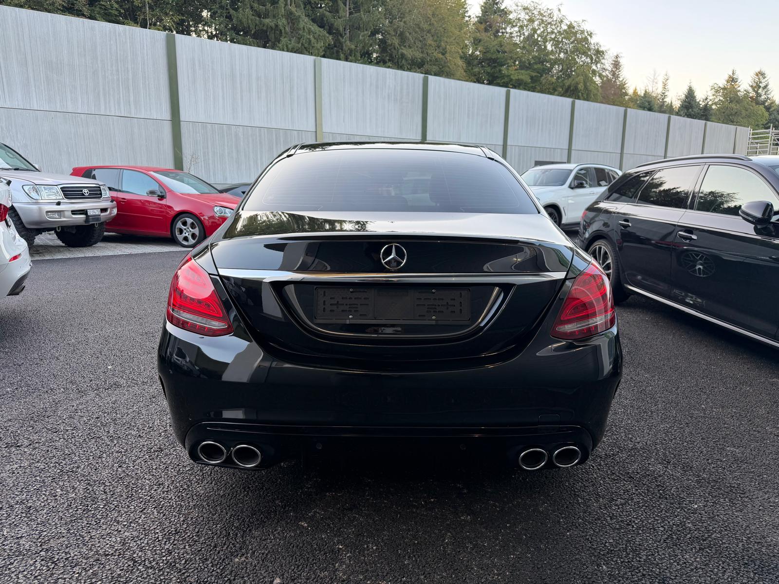 MERCEDES-BENZ C 400 AMG Line 4Matic 7G-Tronic-image-2