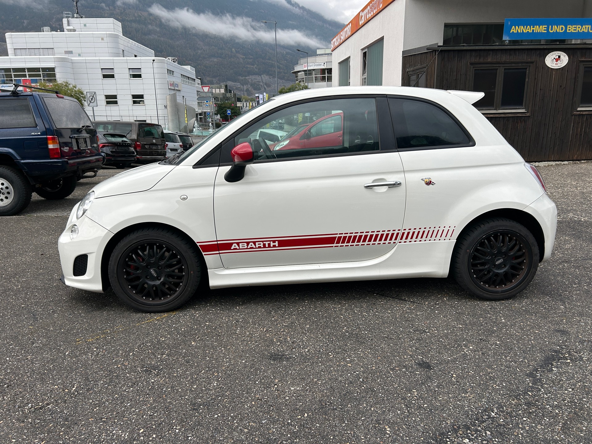 FIAT 500 1.4 16V Turbo Abarth-image-2