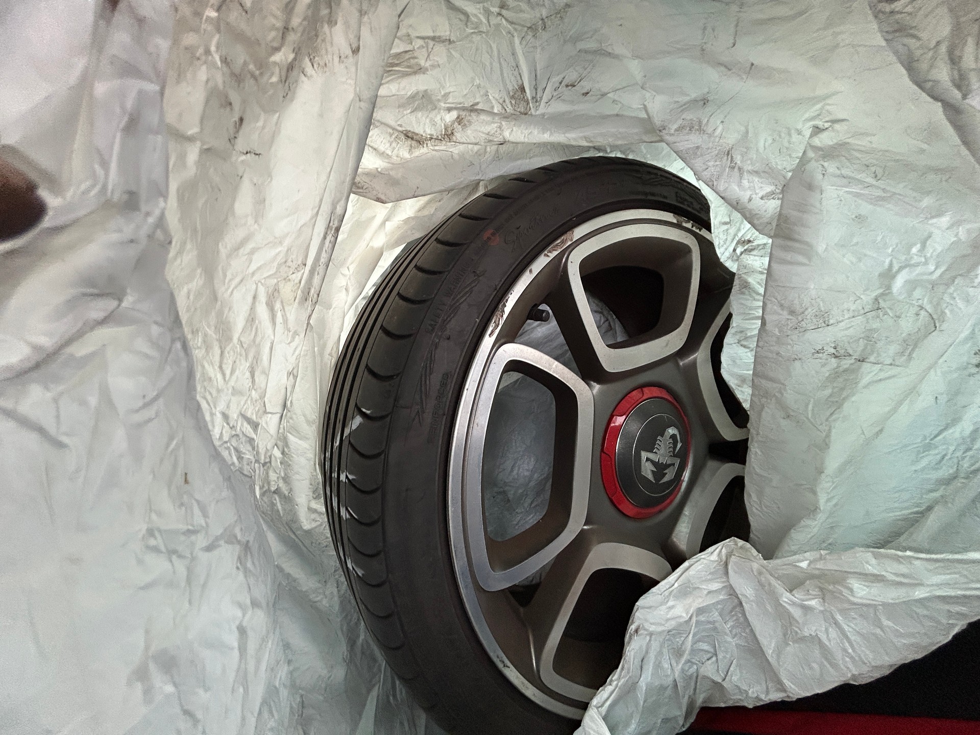 FIAT 500 1.4 16V Turbo Abarth-image-9