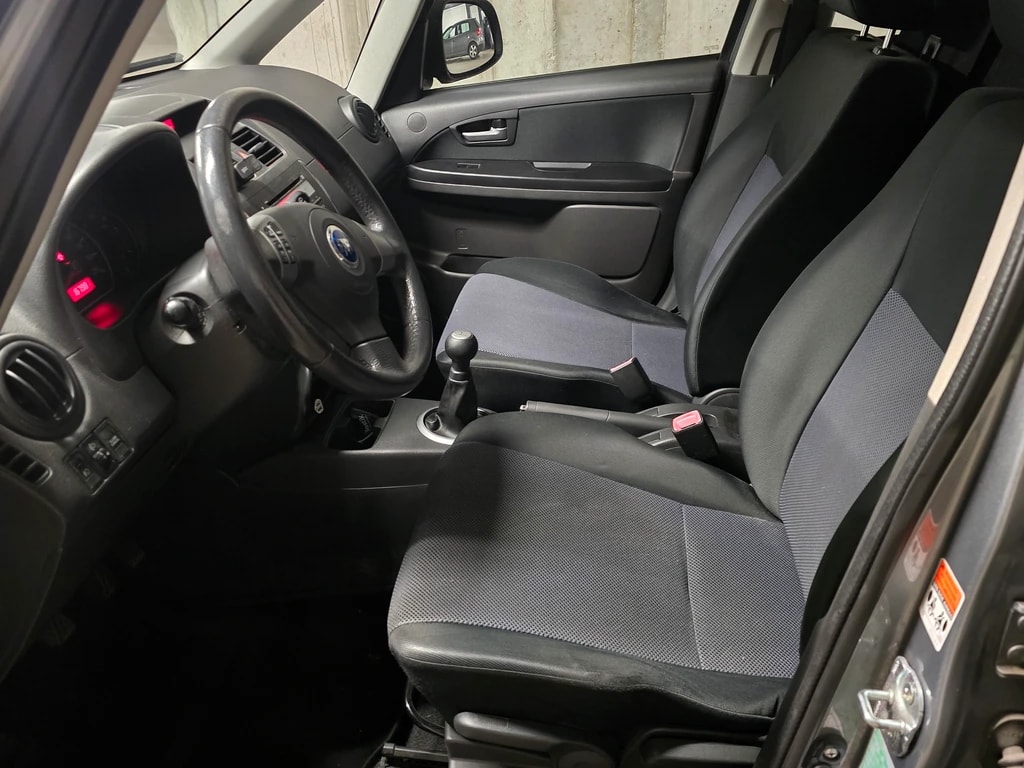 FIAT Sedici 1.6 4WD Emotion-image-6