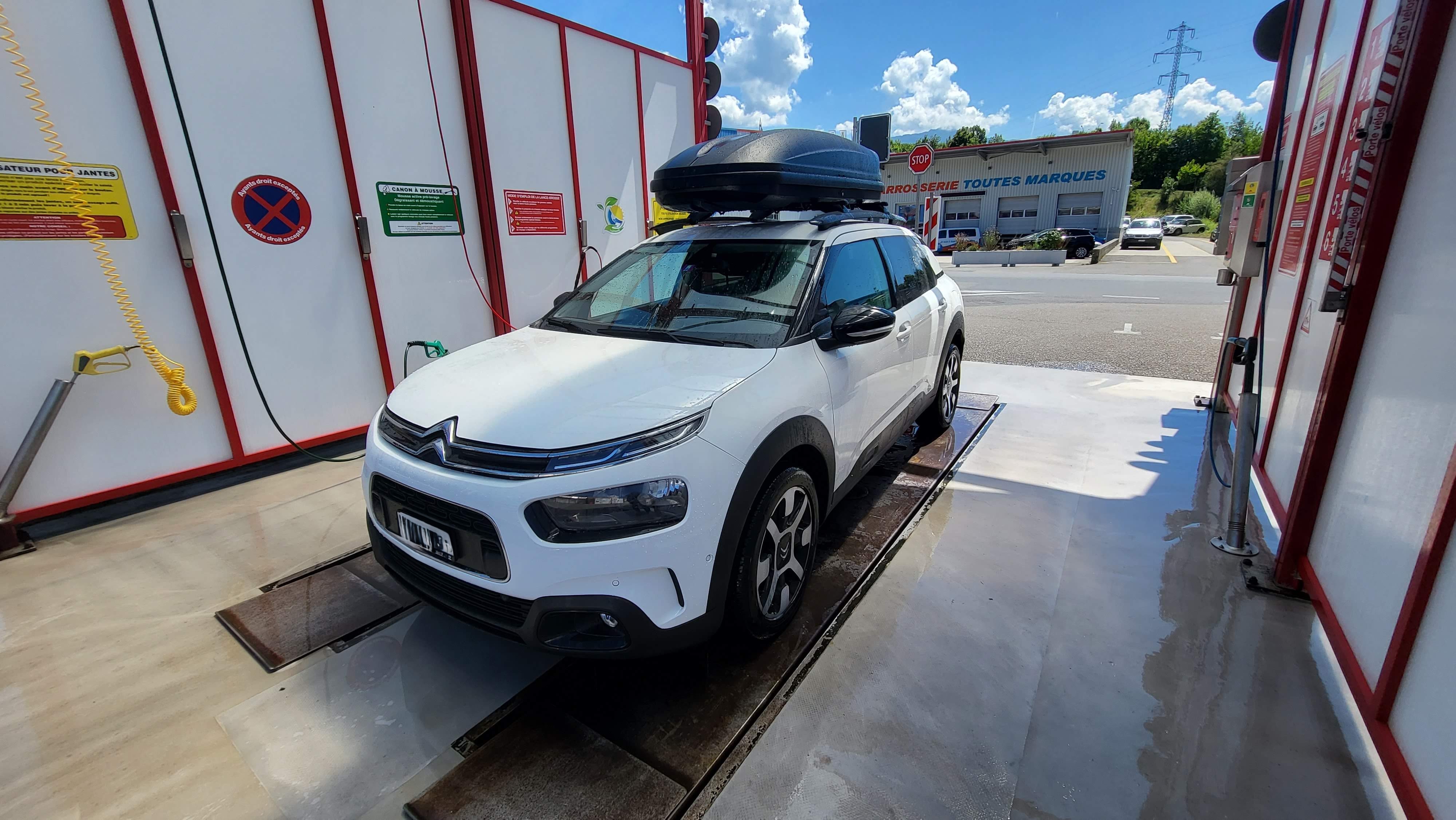 Car photo