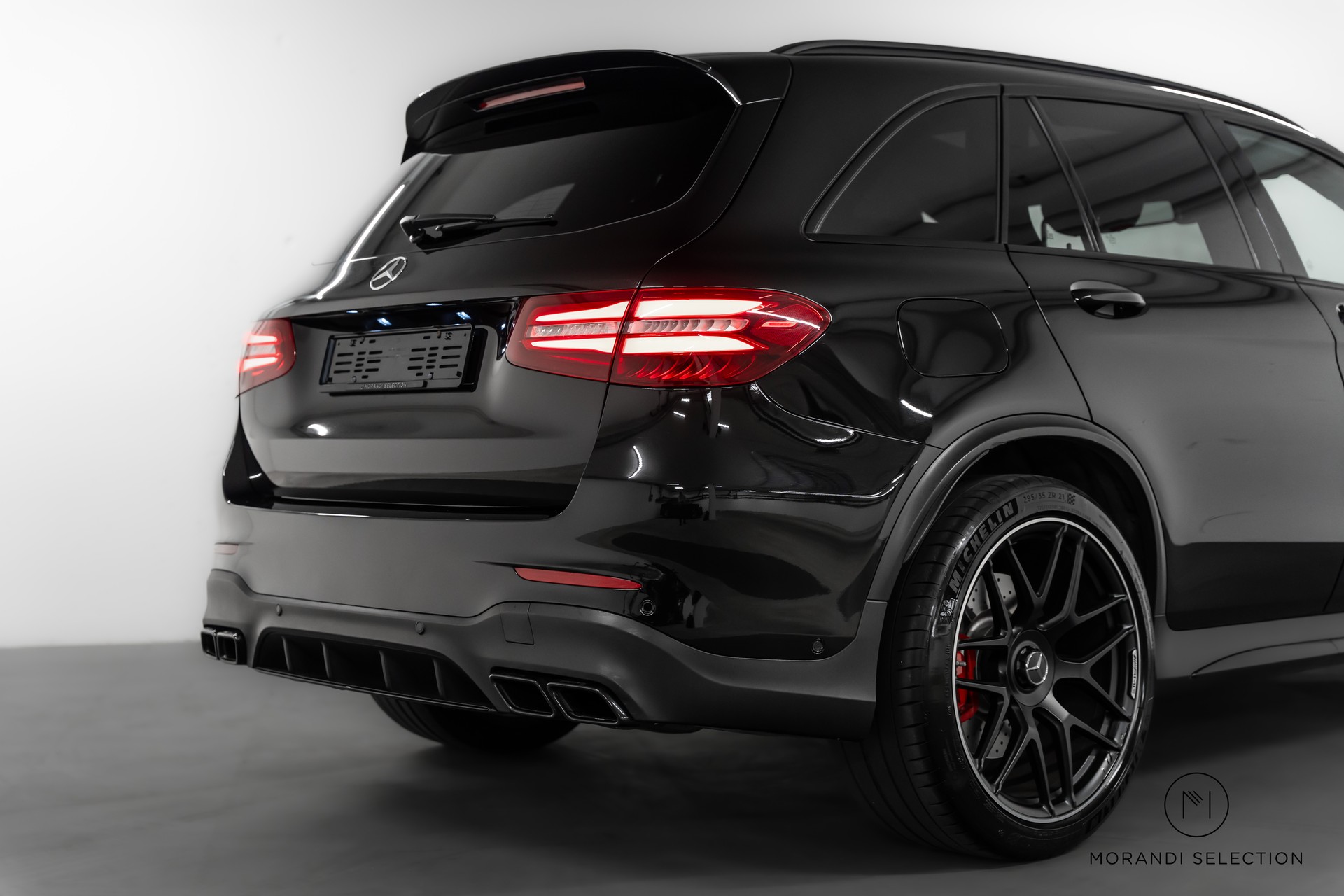 MERCEDES-BENZ GLC 63 S AMG 4m+-image-4
