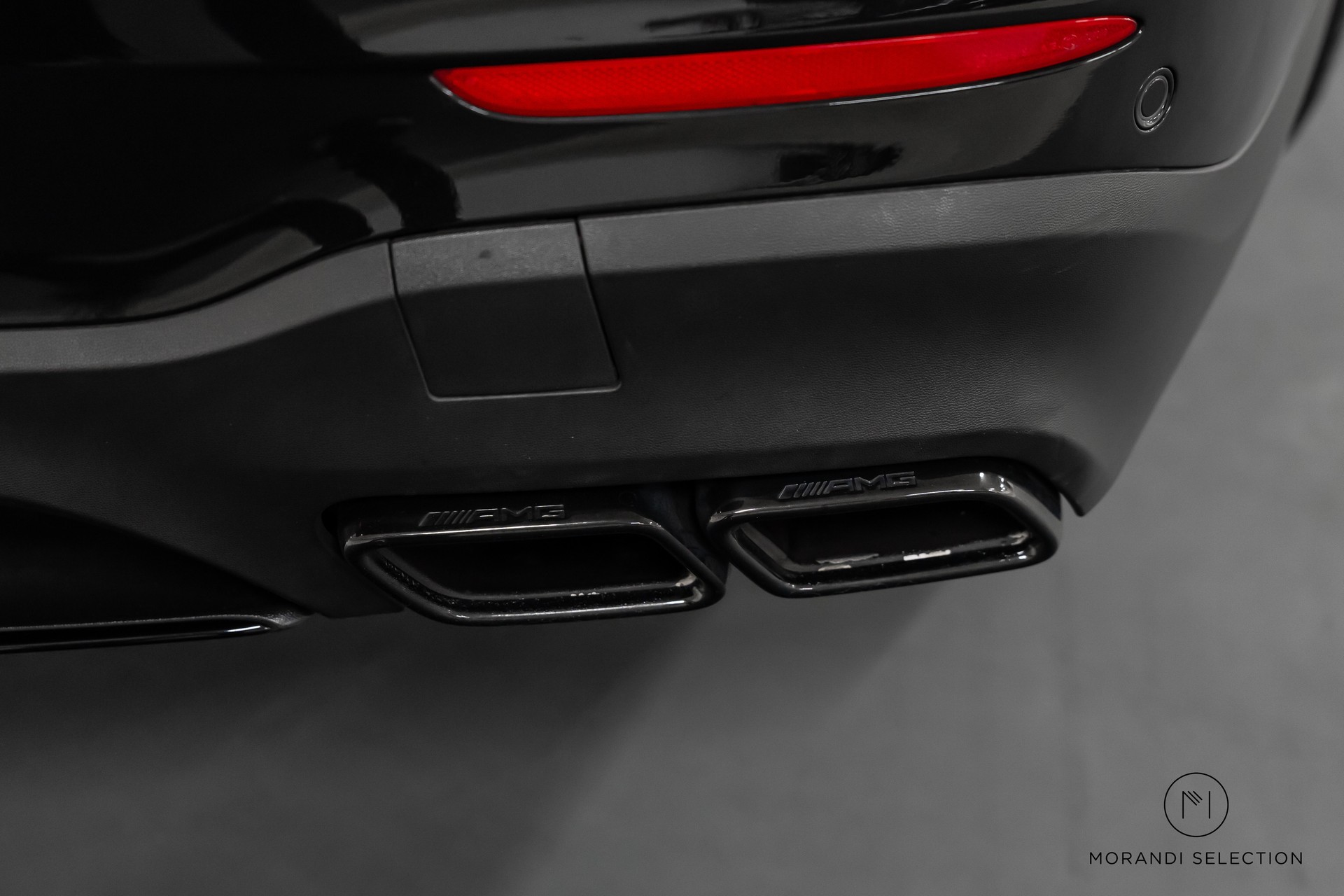 MERCEDES-BENZ GLC 63 S AMG 4m+-image-11