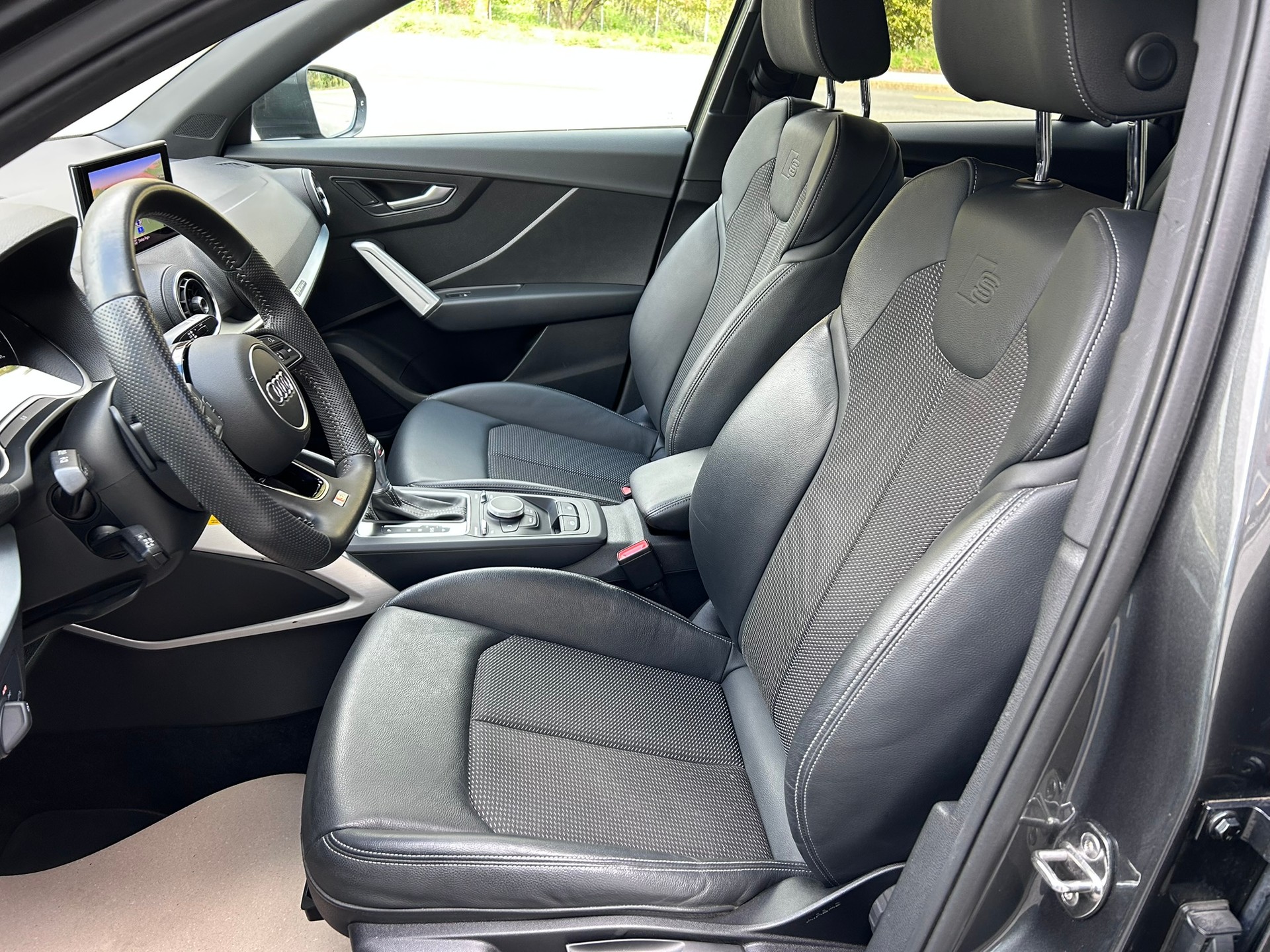 AUDI Q2 40 TFSI Sport quattro S-tronic-image-5