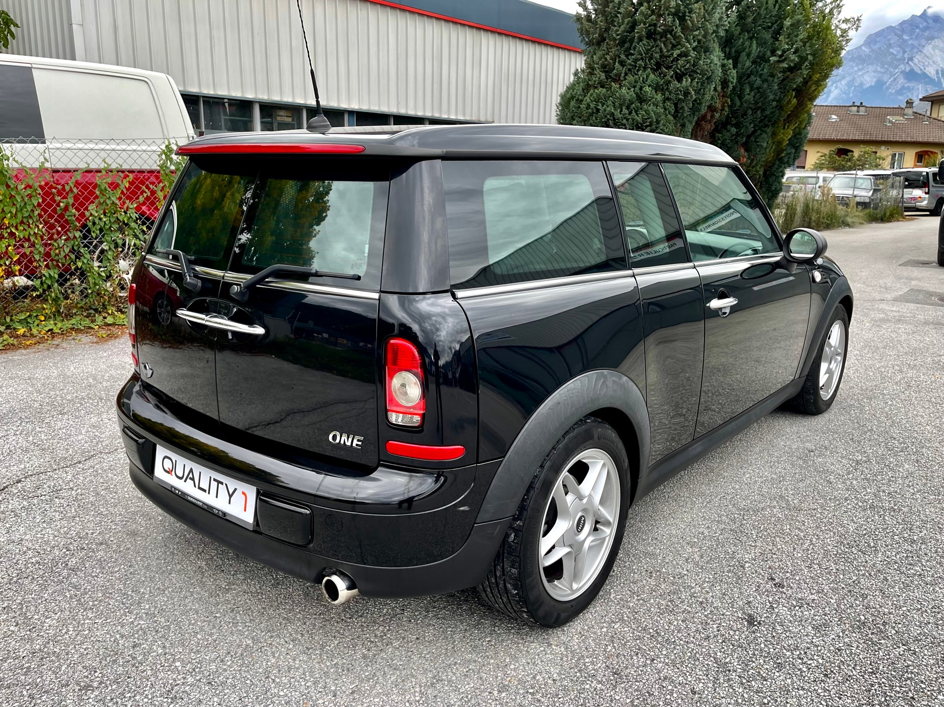 MINI Clubman One-image-15