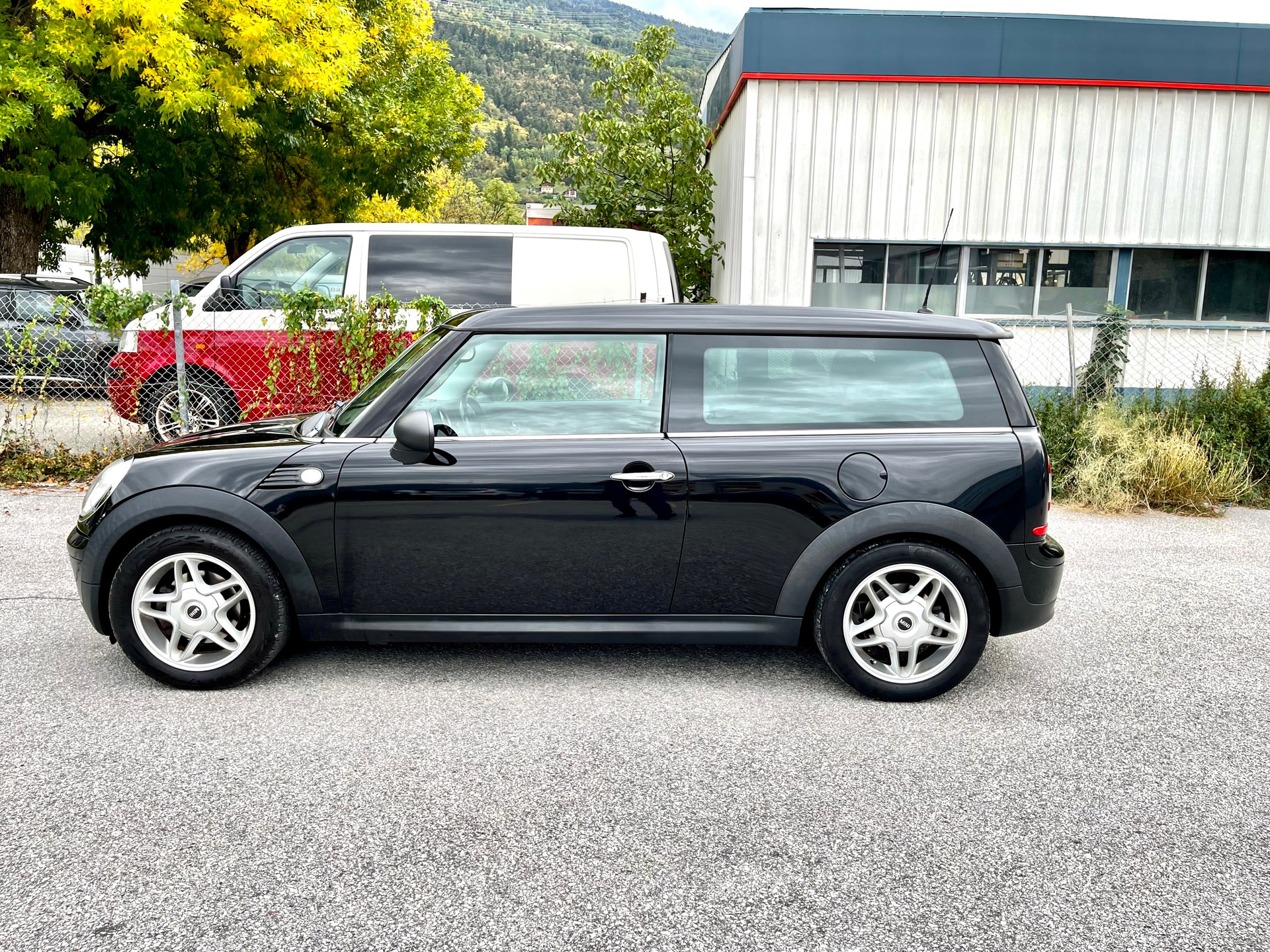 MINI Clubman One-image-7