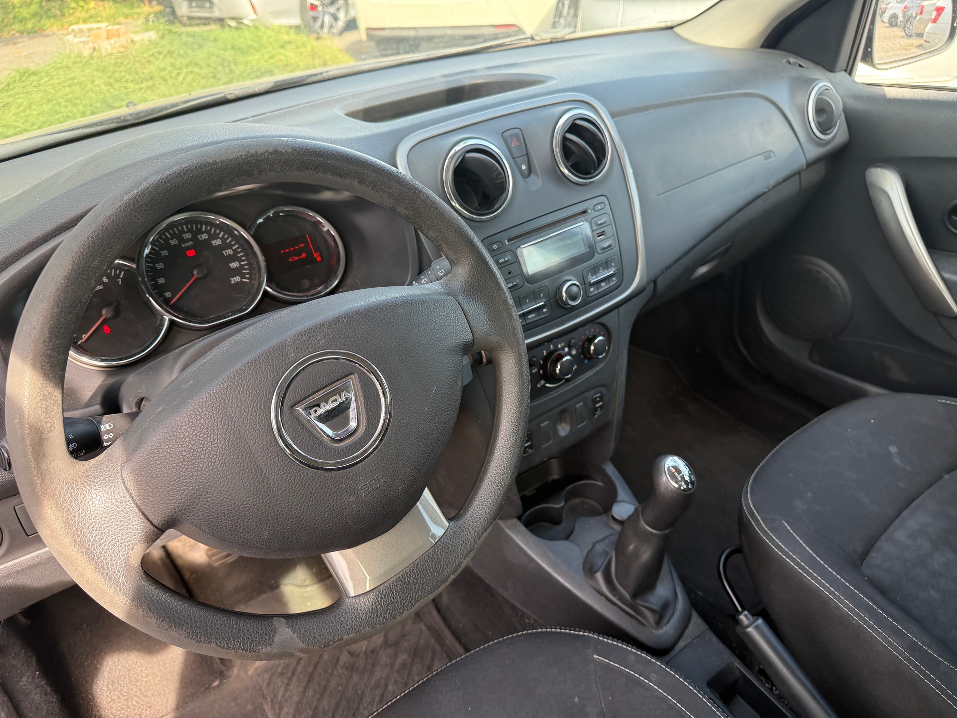 DACIA Logan MCV 0.9 Lauréate-image-7