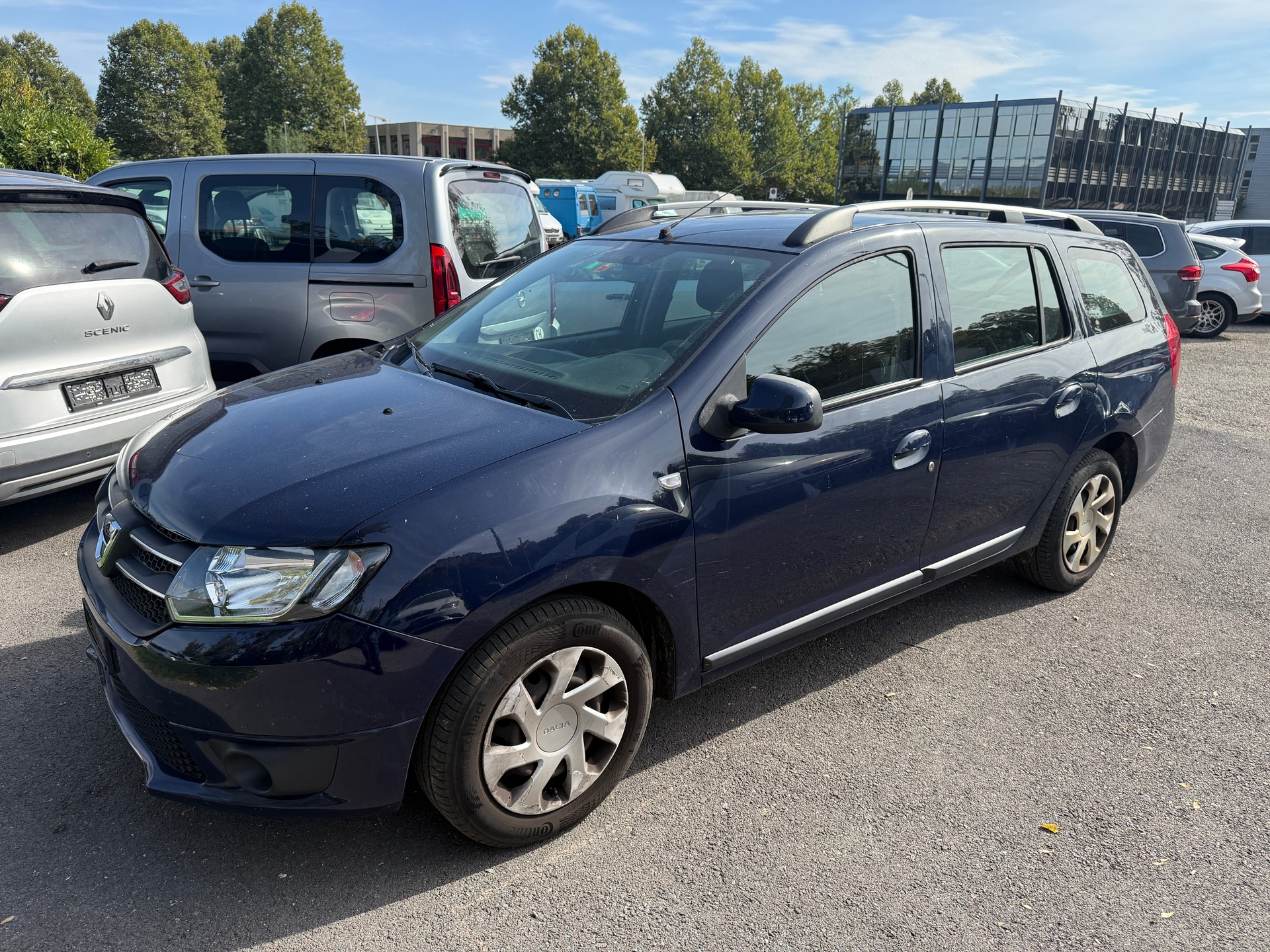 DACIA Logan MCV 0.9 Lauréate-image-1