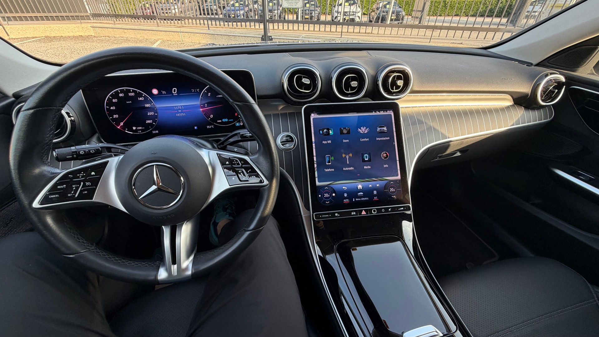 MERCEDES-BENZ C 220 d Swiss Star AMG 4matic-image-2