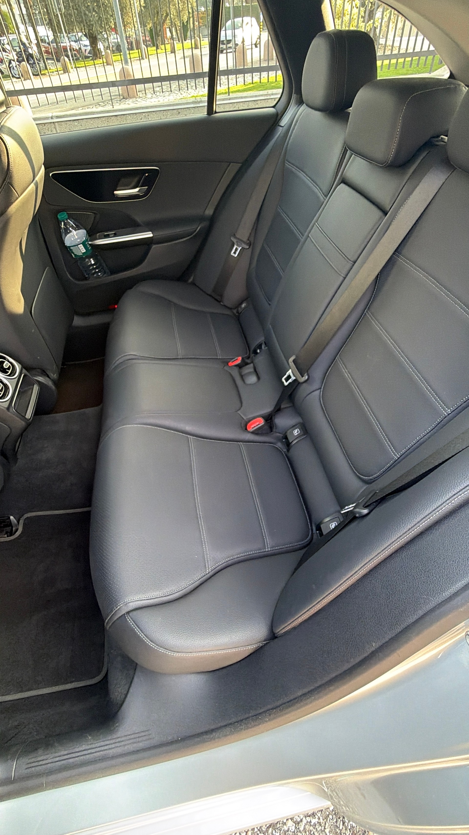 MERCEDES-BENZ C 220 d Swiss Star AMG 4matic-image-5