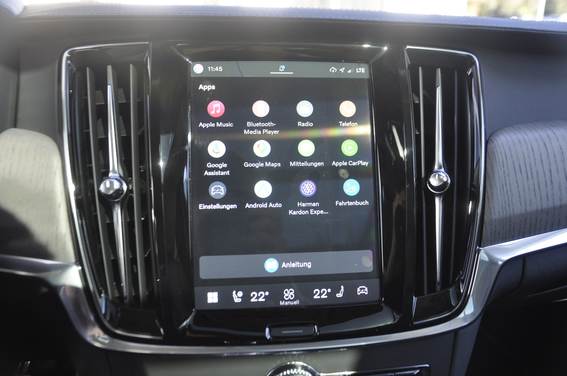 VOLVO V90 T8 eAWD Plug in Hybrid Ultimate Dark Geartronic-image-12