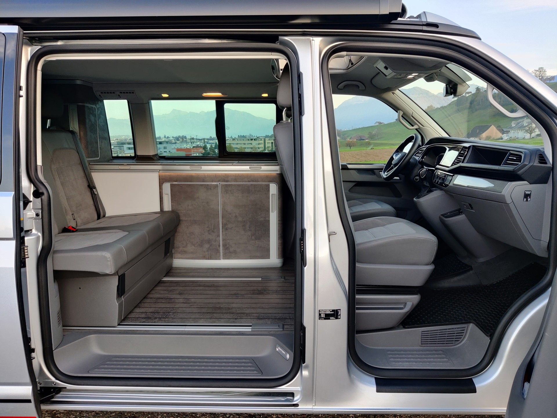 VW T6.1 California Ocean Liberty Last Edition-image-4