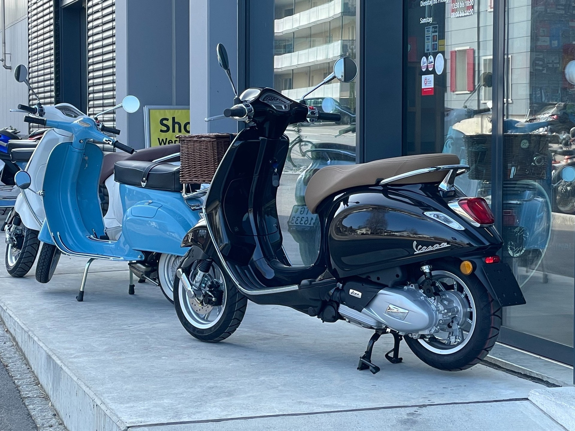 PIAGGIO Vespa 125 Primavera ABS-image-1