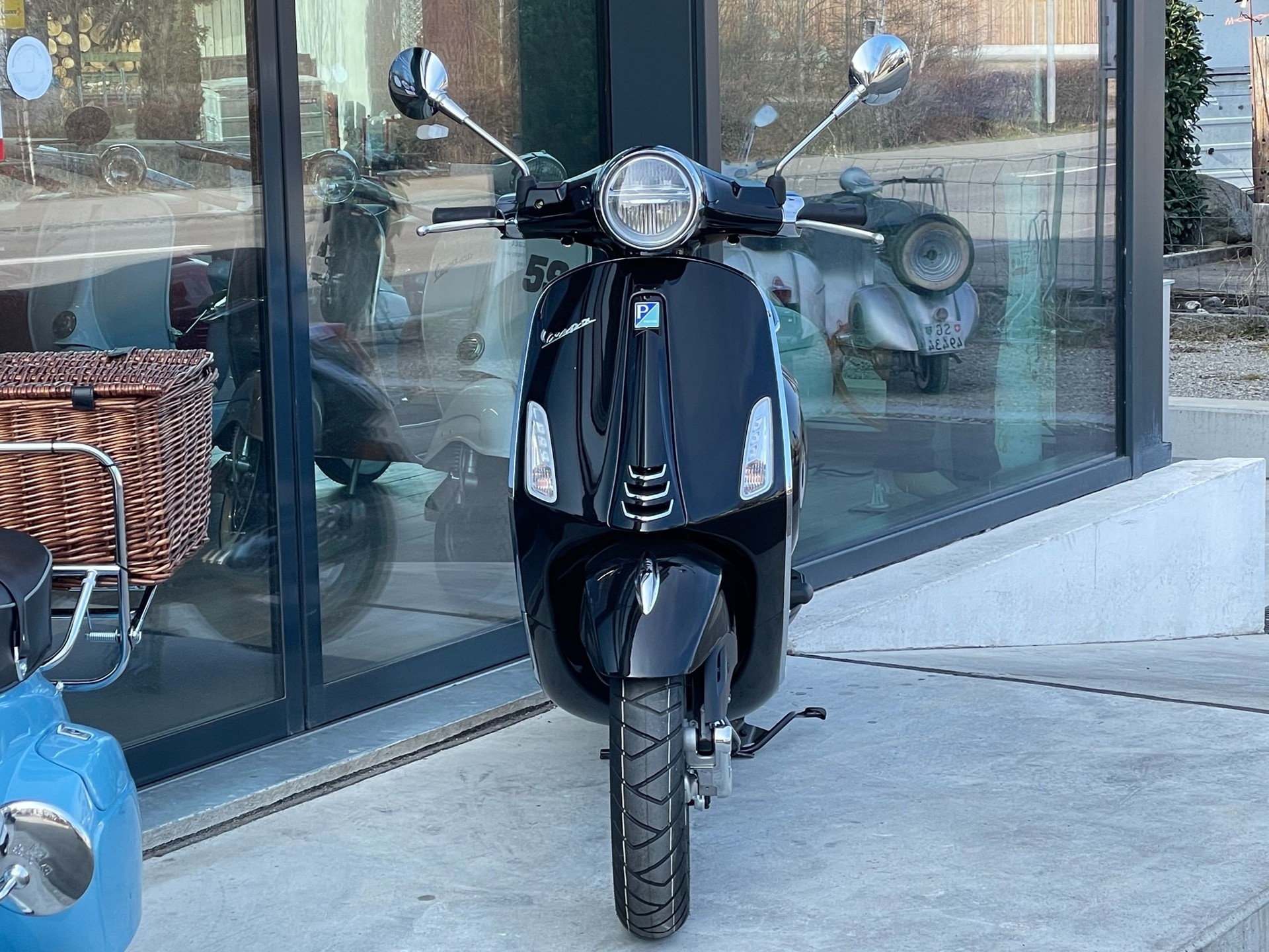PIAGGIO Vespa 125 Primavera ABS-image-11
