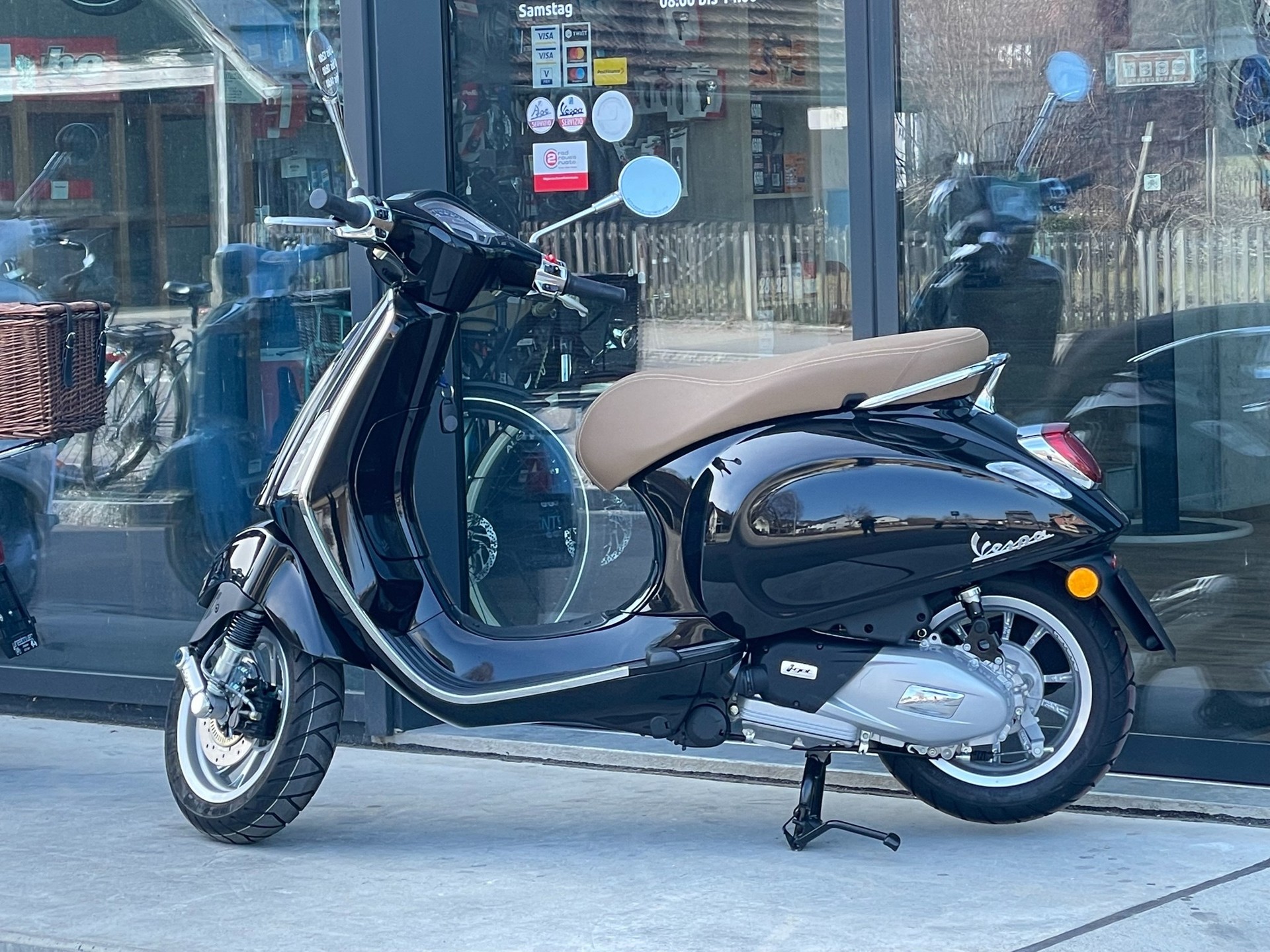 PIAGGIO Vespa 125 Primavera ABS-image-13