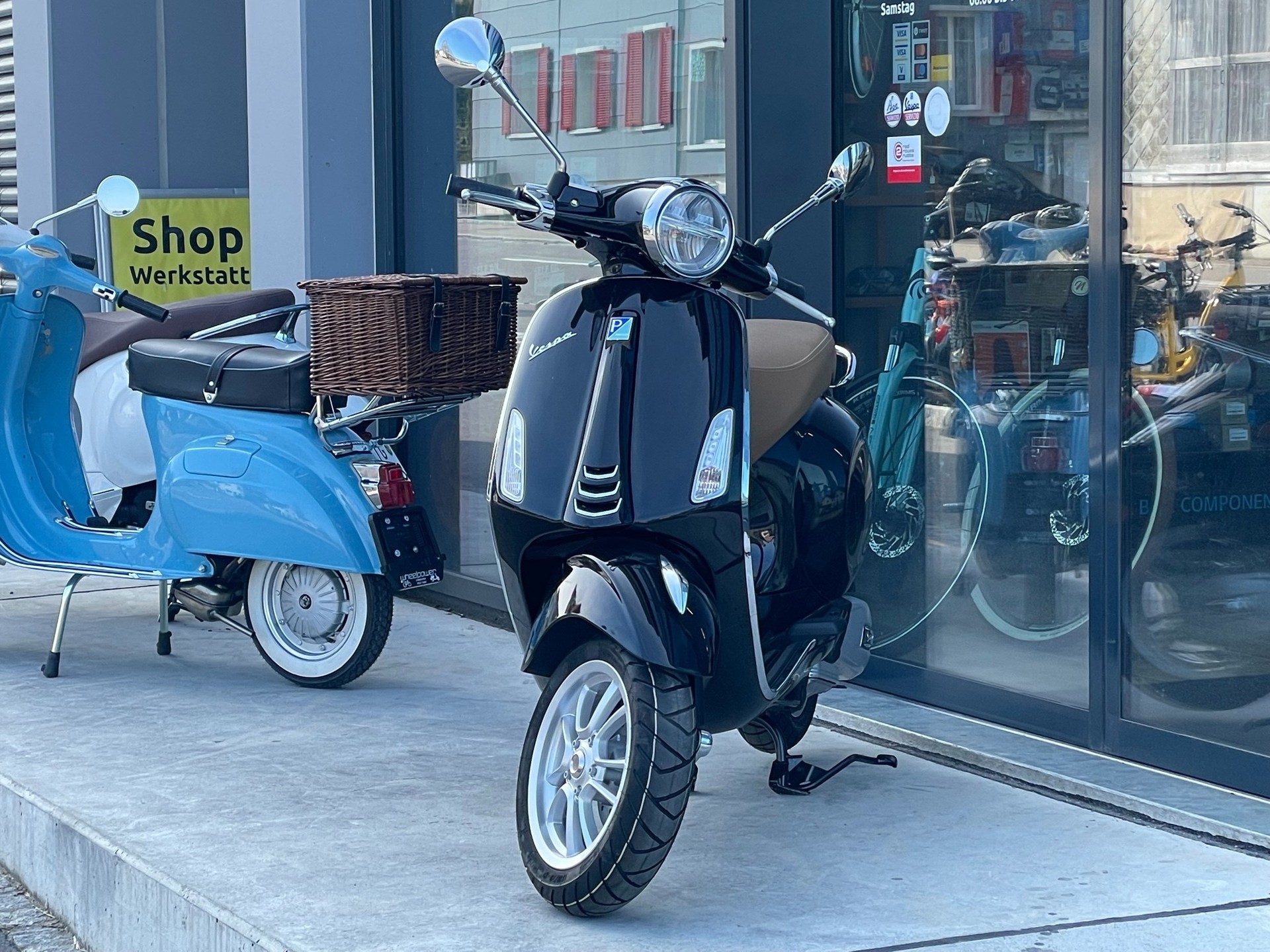 PIAGGIO Vespa 125 Primavera ABS-image-15