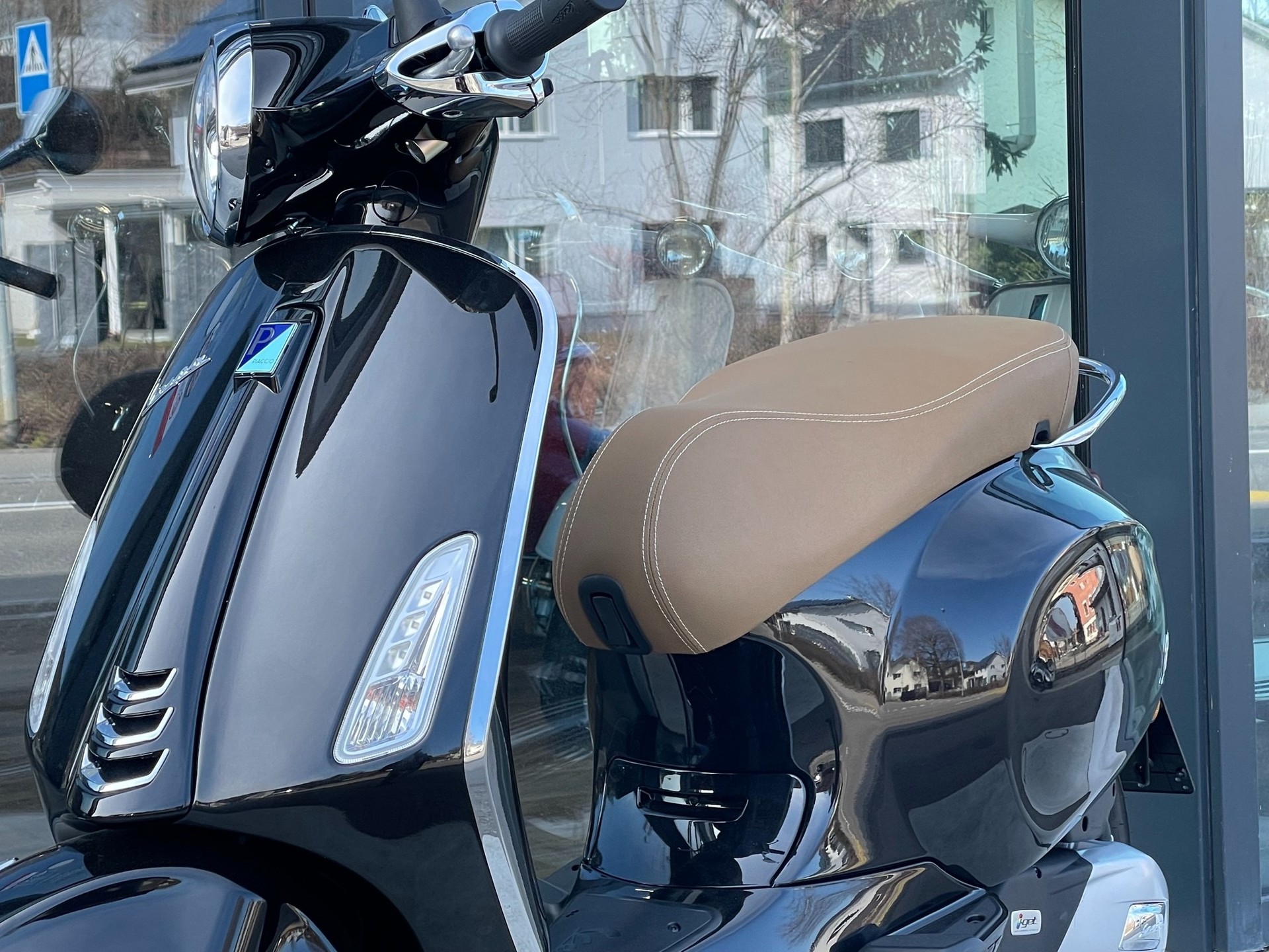 PIAGGIO Vespa 125 Primavera ABS-image-4