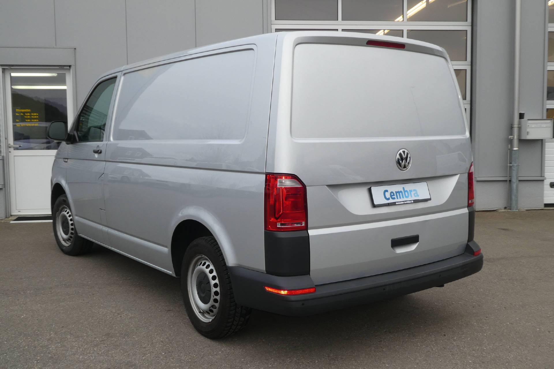 VW T6 Kaw. 3000 2.0 TDI 102-image-5
