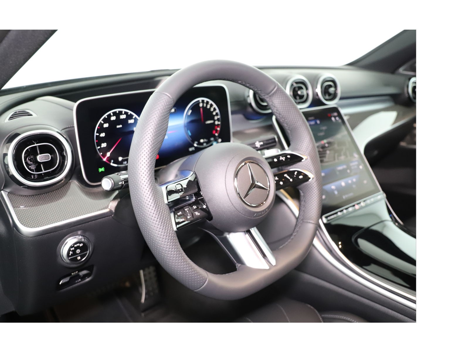 MERCEDES-BENZ C 400e 4 Matic-image-11