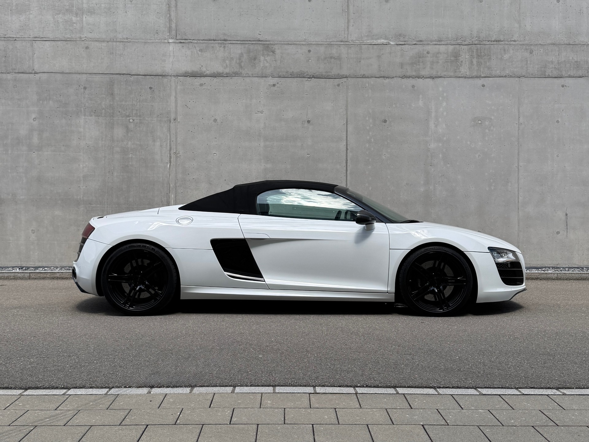 AUDI R8 Spyder 5.2 R-Tronic